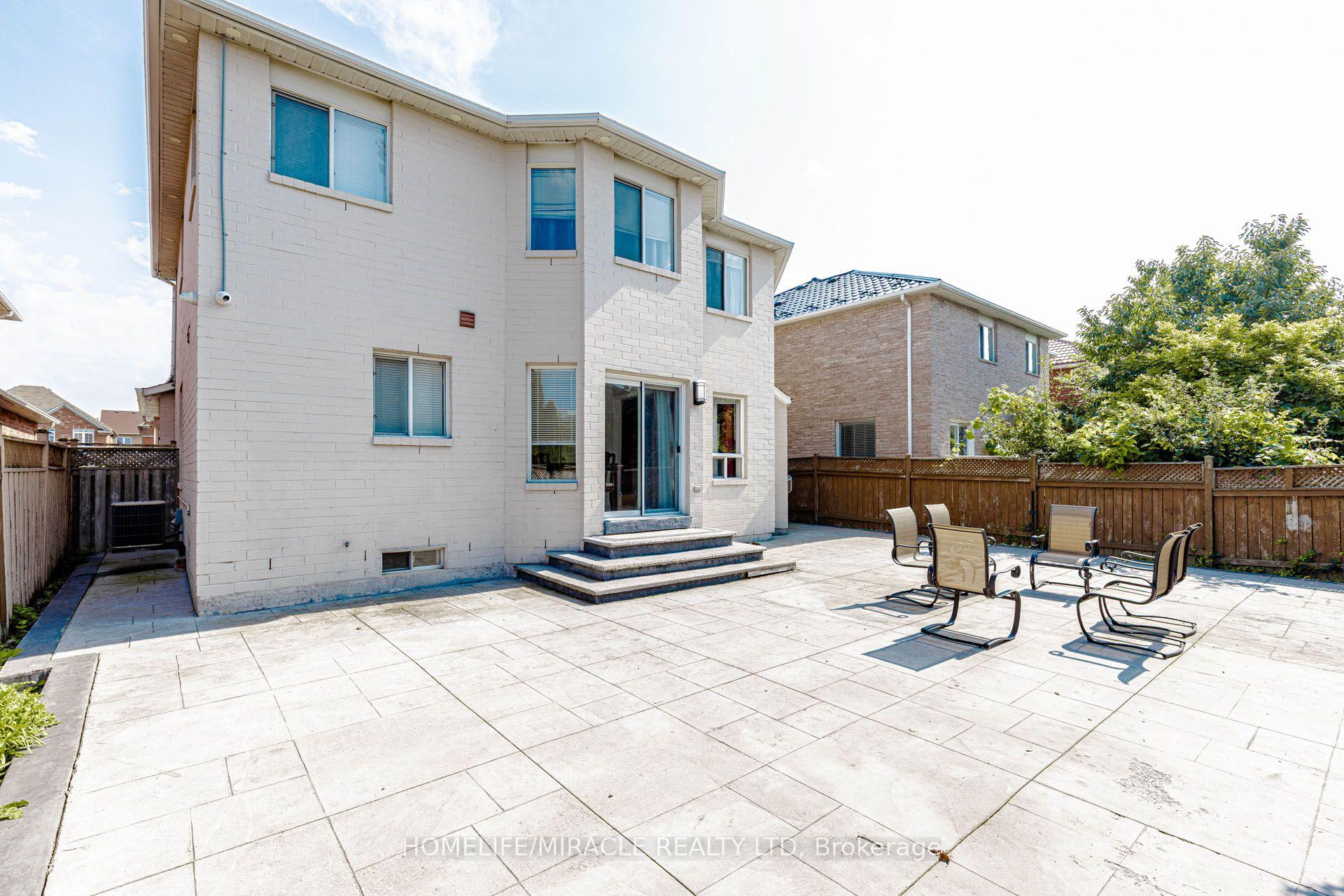 Photo 49 of 955 Bristol Road W, Mississauga, East Credit — HOMEH