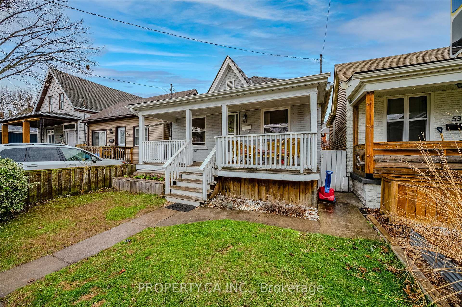 Photo 5 of 51 Fairview Avenue, Hamilton, Crown Point — HOMEH