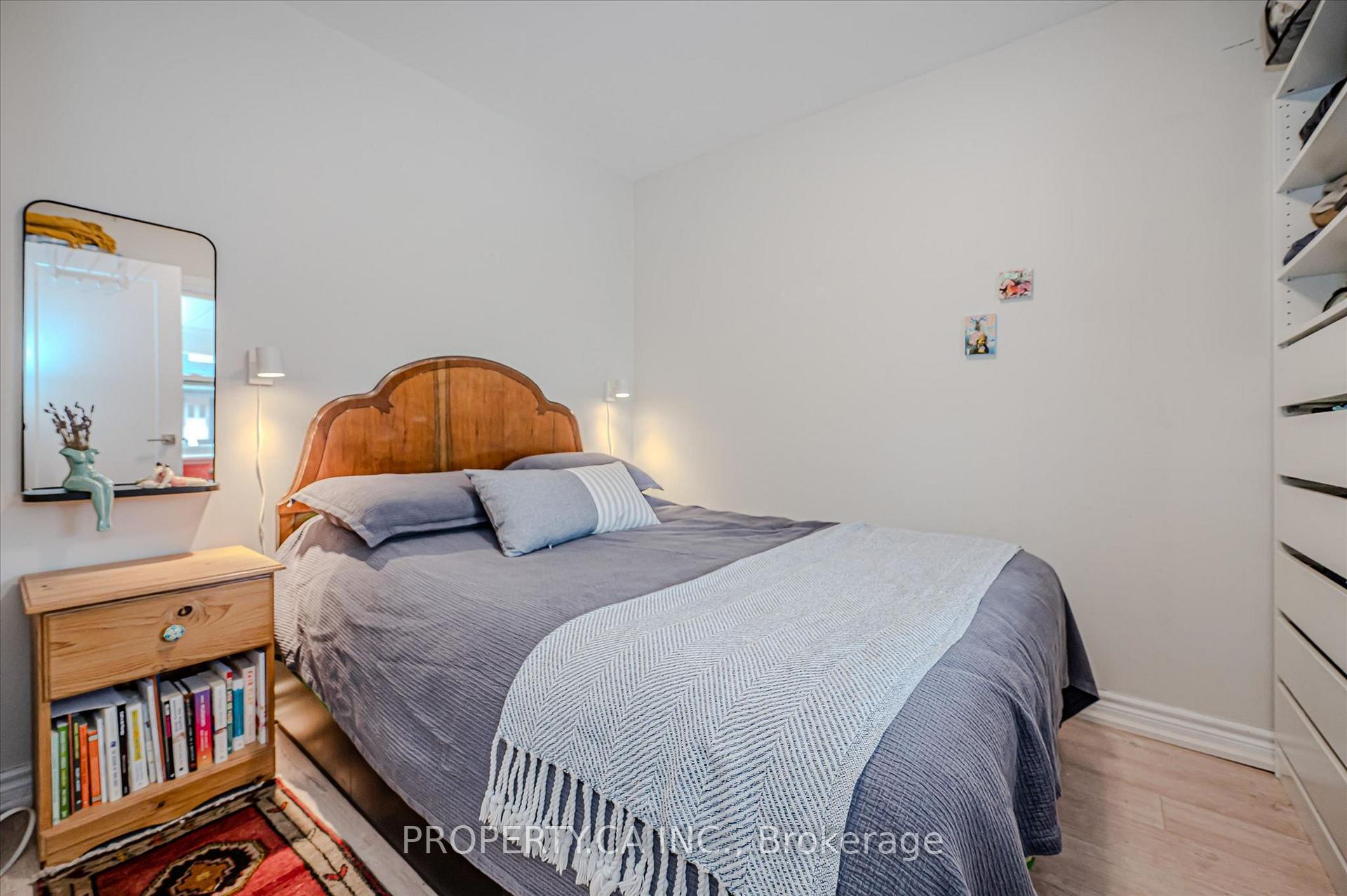 Photo 10 of 51 Fairview Avenue, Hamilton, Crown Point — HOMEH