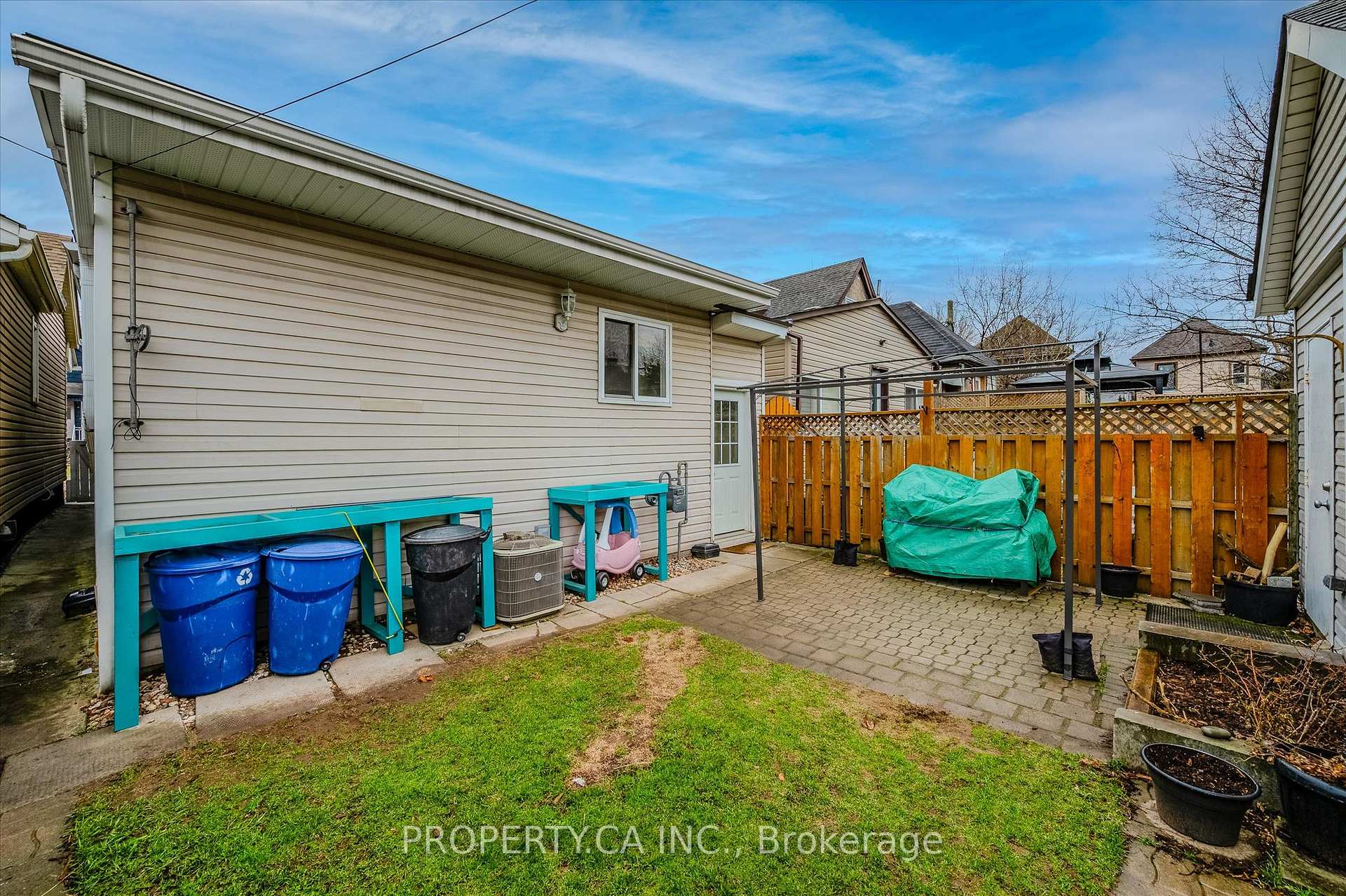 Photo 31 of 51 Fairview Avenue, Hamilton, Crown Point — HOMEH