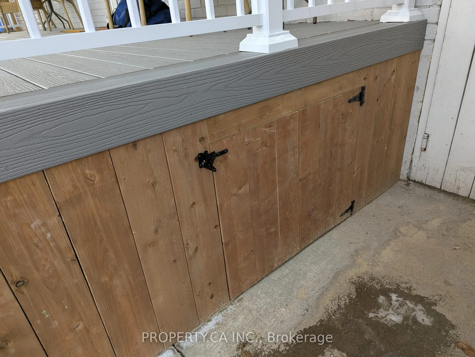Photo 11 of 51 Fairview Avenue, Hamilton, Crown Point — HOMEH