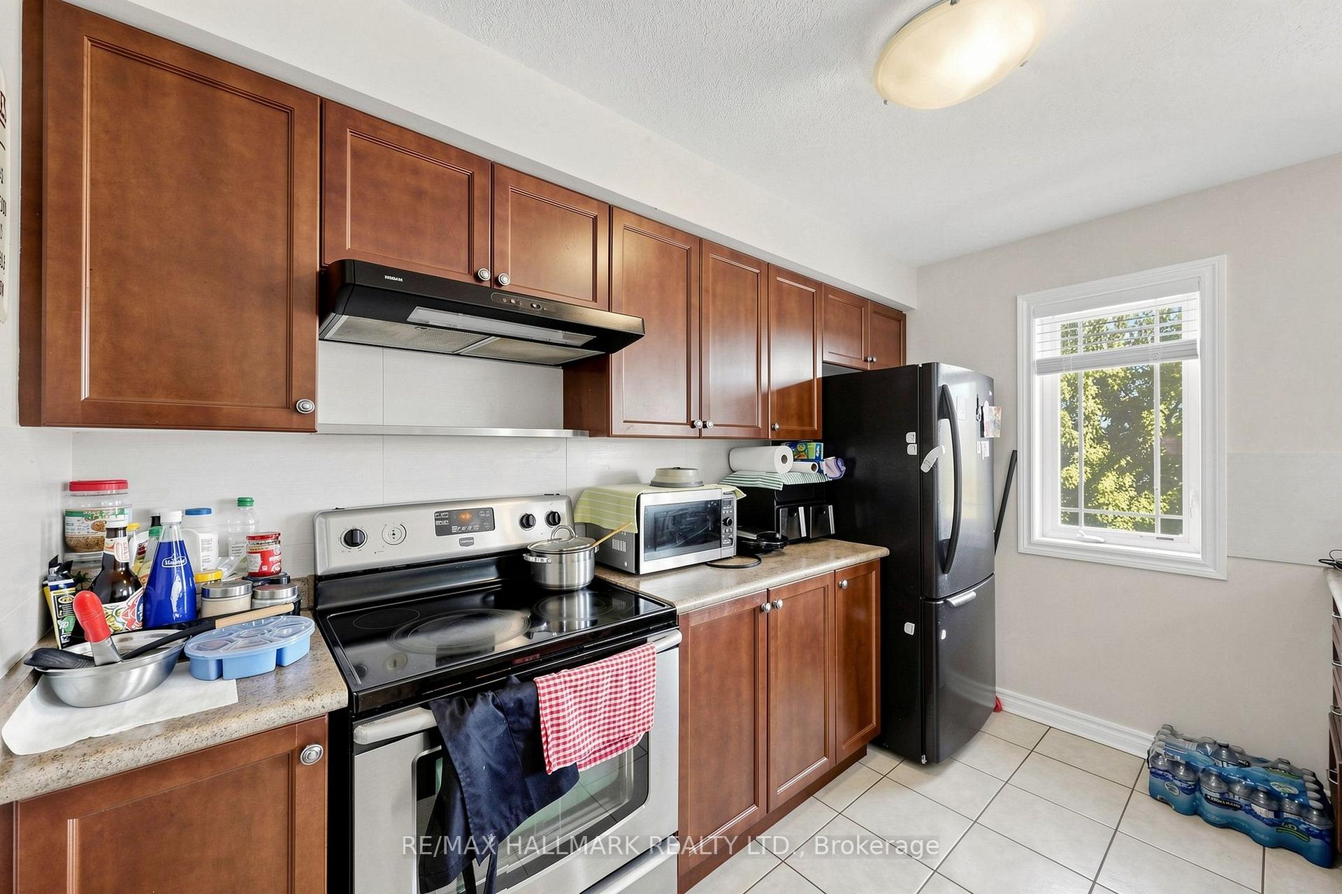 Photo 38 of 20 Tolton Drive, Guelph, Pineridge/Westminster Woods — HOMEH