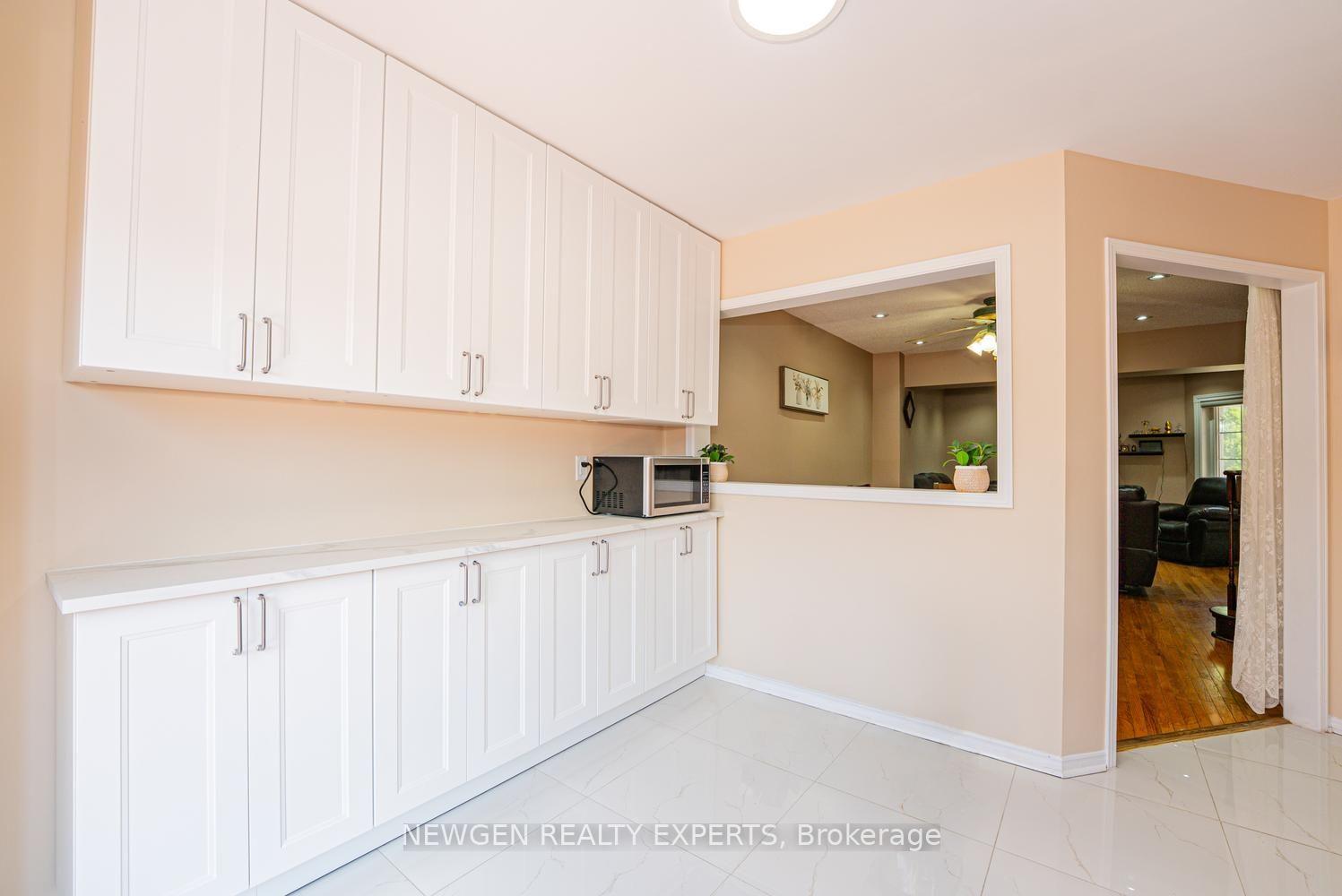 Photo 19 of 42 Mccleave Crescent, Brampton, Fletcher's West — HOMEH