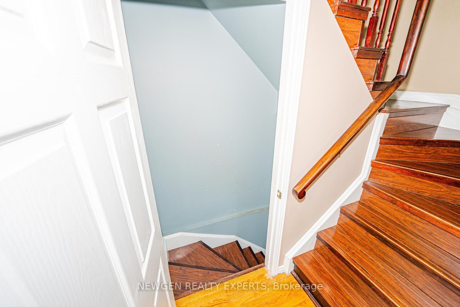 Photo 39 of 42 Mccleave Crescent, Brampton, Fletcher's West — HOMEH