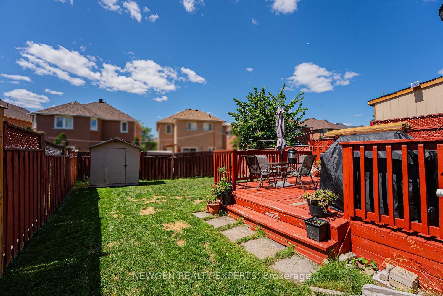 Photo 44 of 42 Mccleave Crescent, Brampton, Fletcher's West — HOMEH