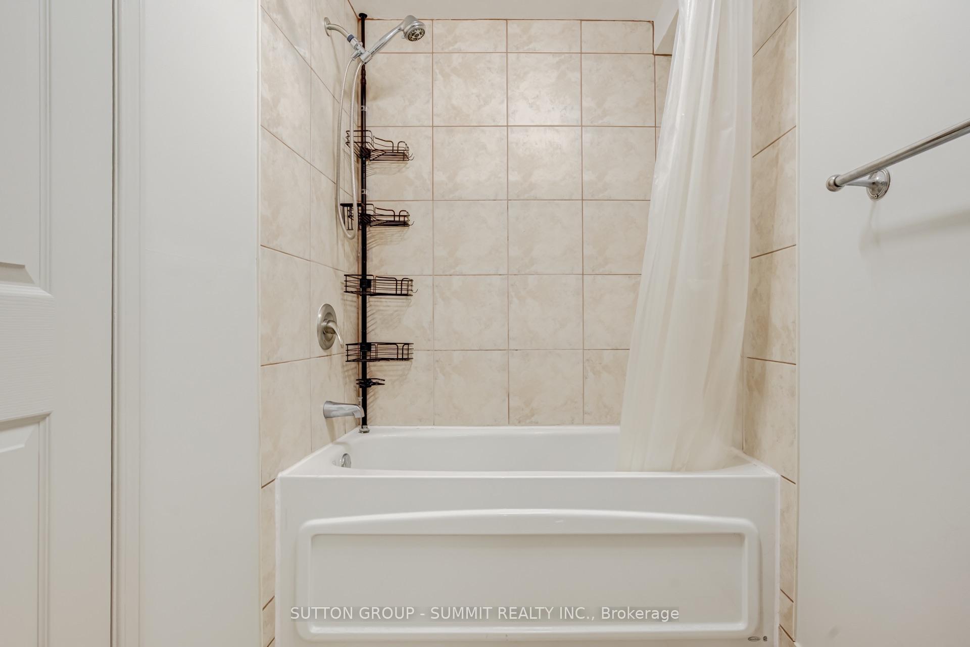 Photo 41 of 346 University Downs Crescent, Waterloo, Lexington — HOMEH