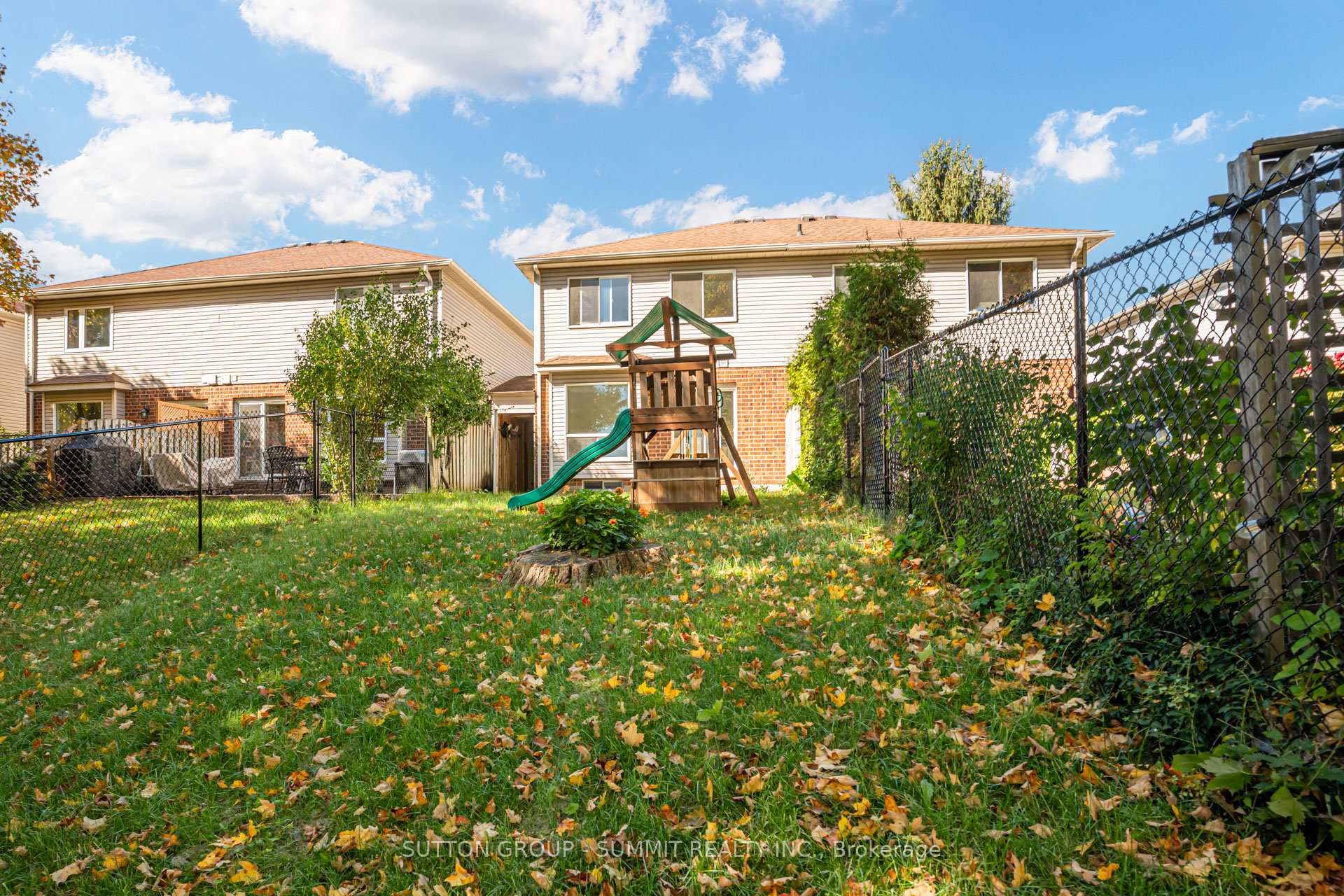 Photo 47 of 346 University Downs Crescent, Waterloo, Lexington — HOMEH