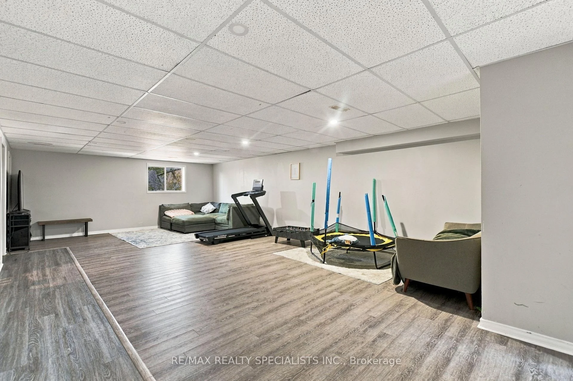 Photo 33 of 630 Brazil Avenue, Windsor — HOMEH