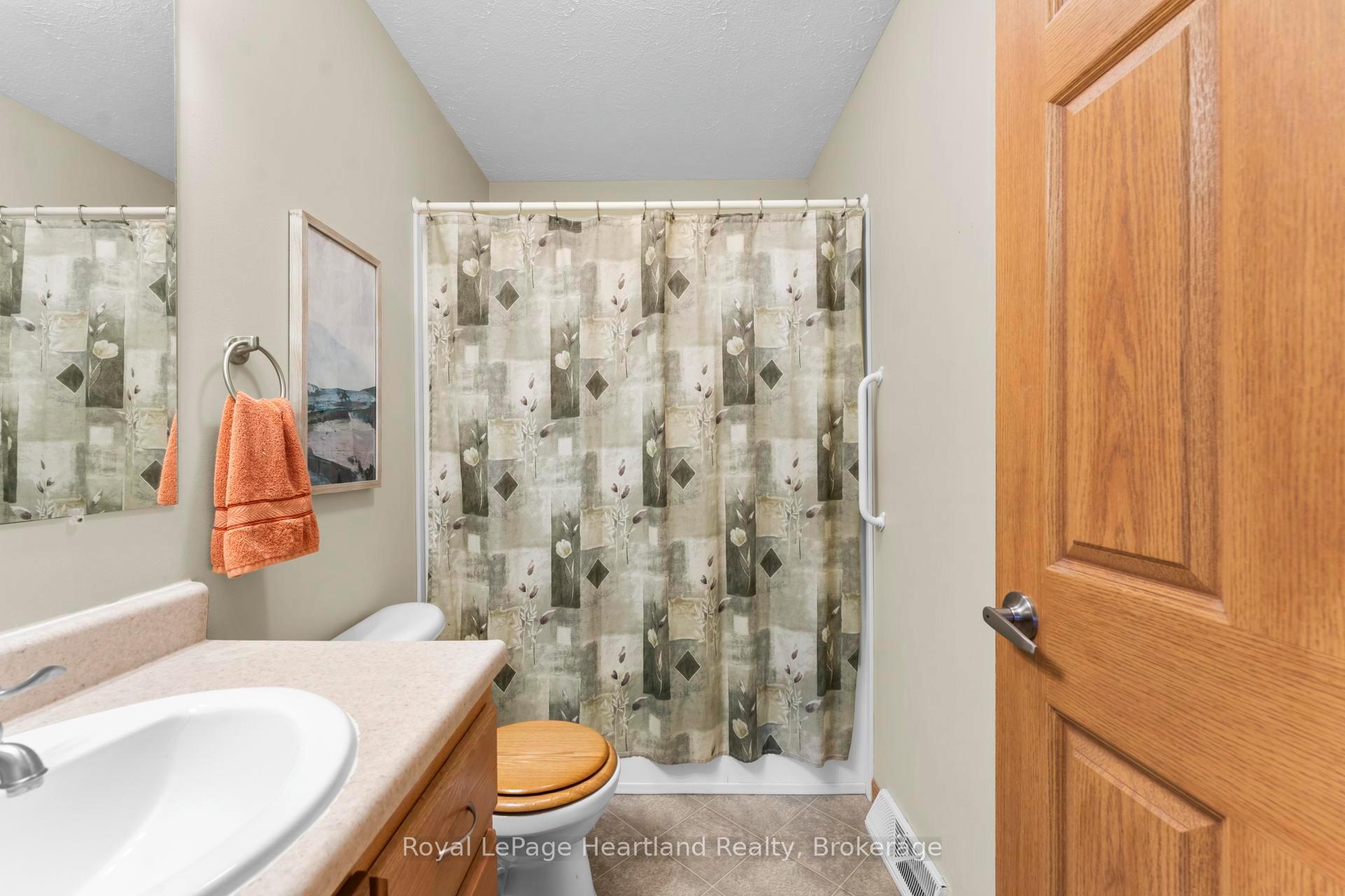 Photo 14 of 27 Cheyenne Lane, Ashfield-Colborne-Wawanosh, Colborne — HOMEH
