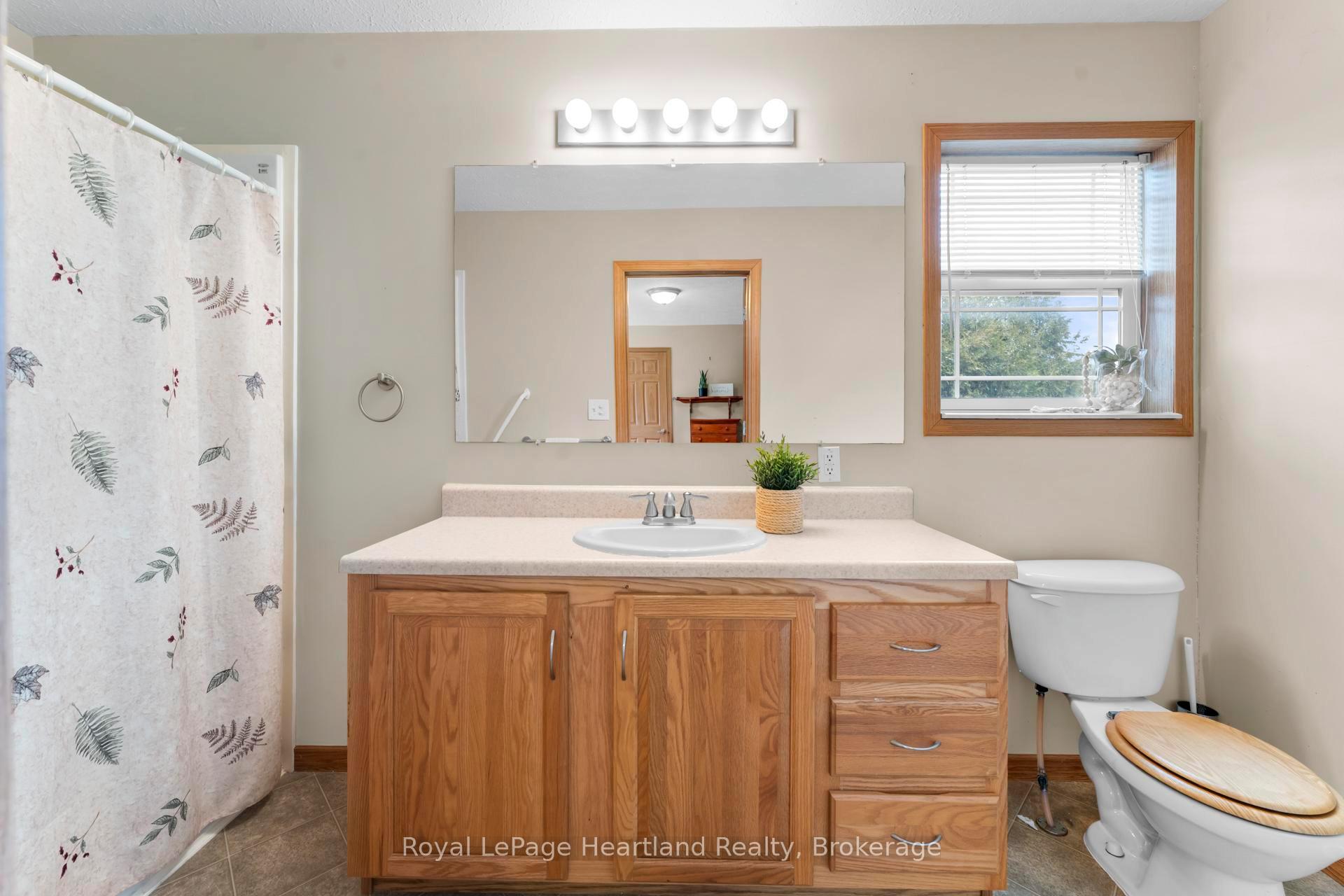 Photo 19 of 27 Cheyenne Lane, Ashfield-Colborne-Wawanosh, Colborne — HOMEH