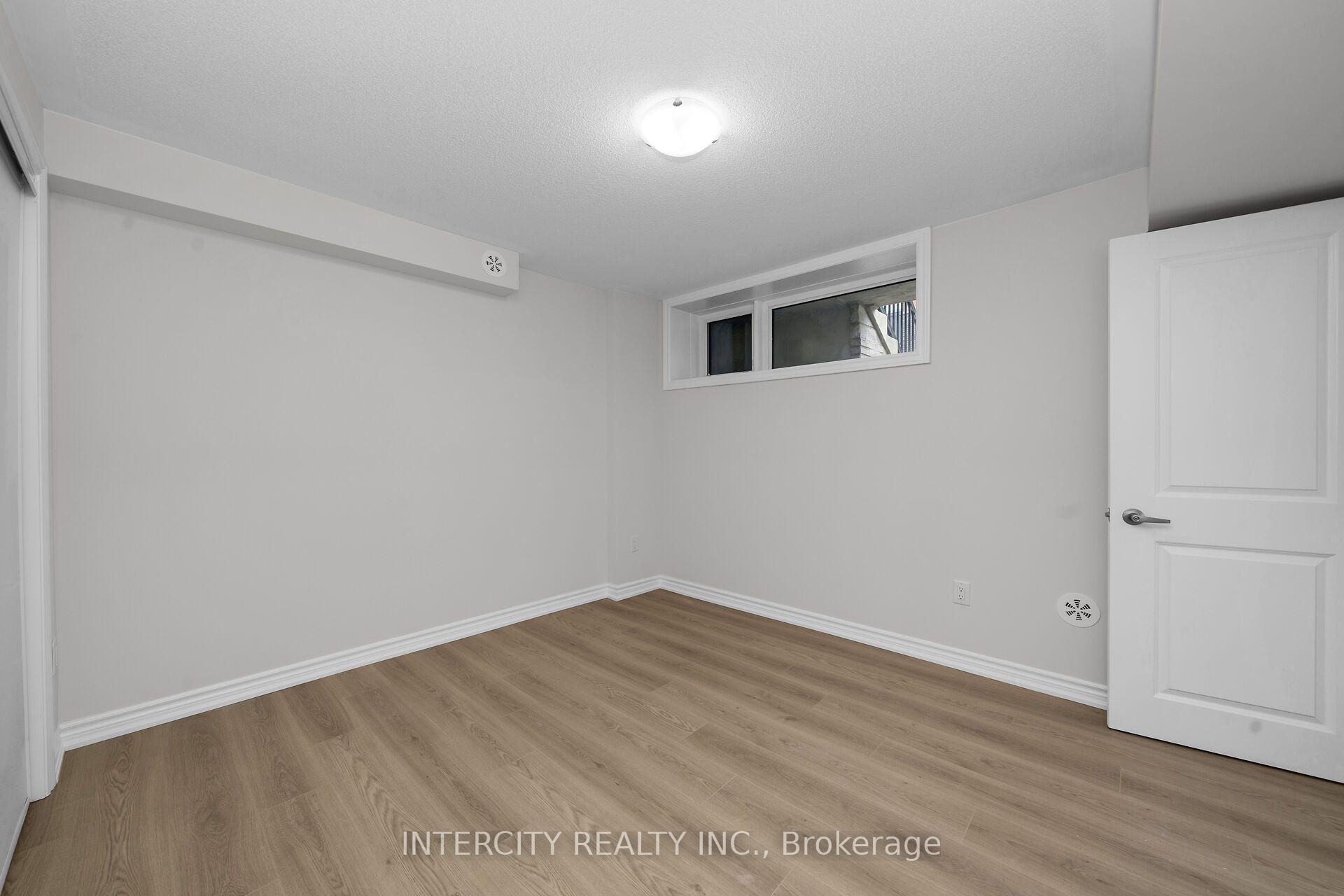 Photo 21 of Unit 49F, 12 Flourish Way, Caledon, Rural Caledon — HOMEH