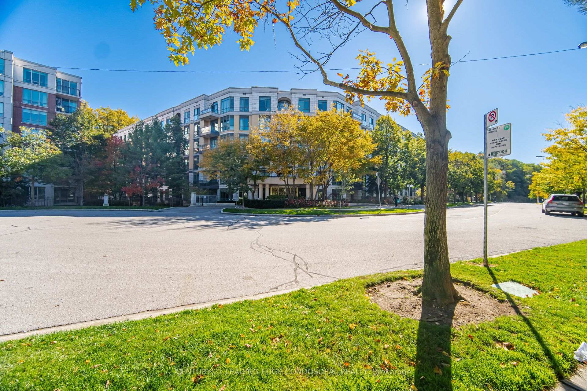 Photo 29 of Unit 322, 11 William Carson Crescent, North York, St. Andrew-Windfields — HOMEH