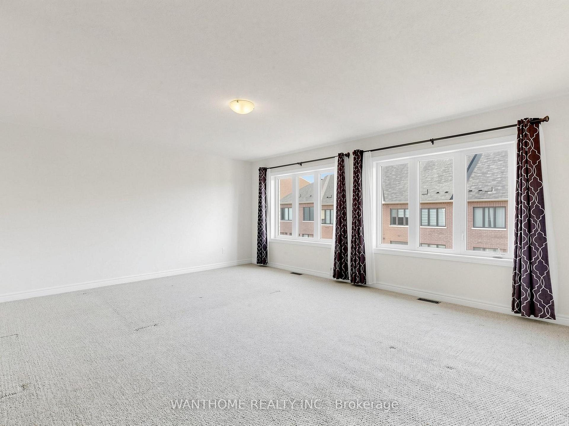 Photo 20 of 86 Prunella Crescent, East Gwillimbury, Holland Landing — HOMEH