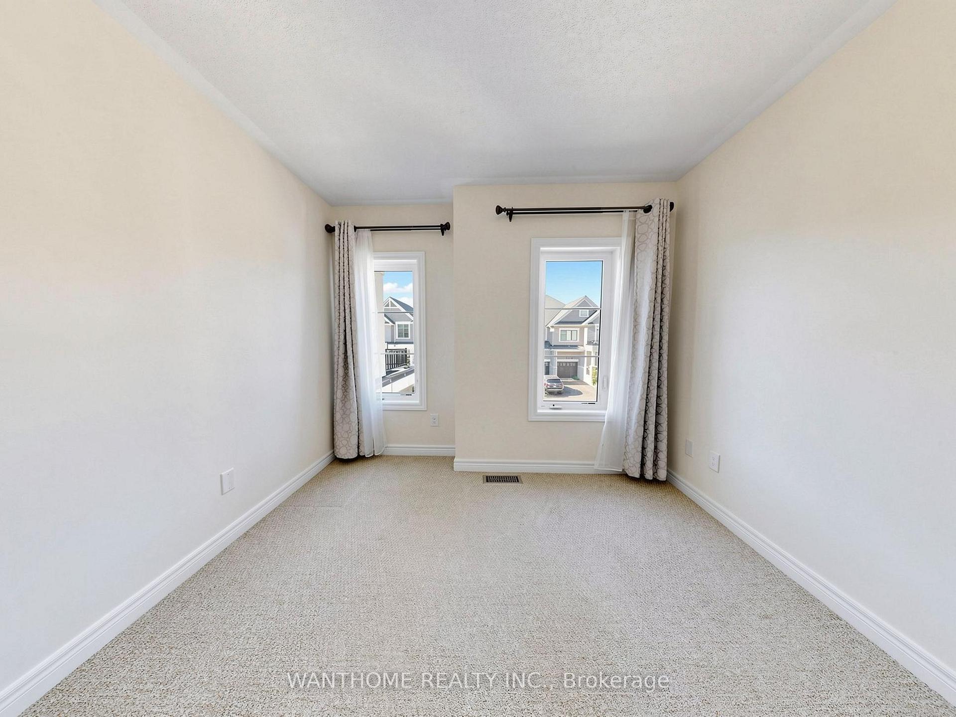 Photo 34 of 86 Prunella Crescent, East Gwillimbury, Holland Landing — HOMEH