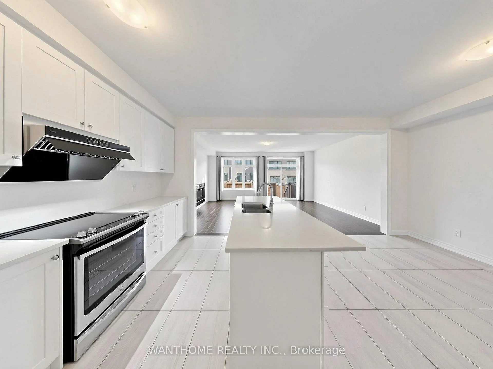 Photo 15 of 86 Prunella Crescent, East Gwillimbury, Holland Landing — HOMEH