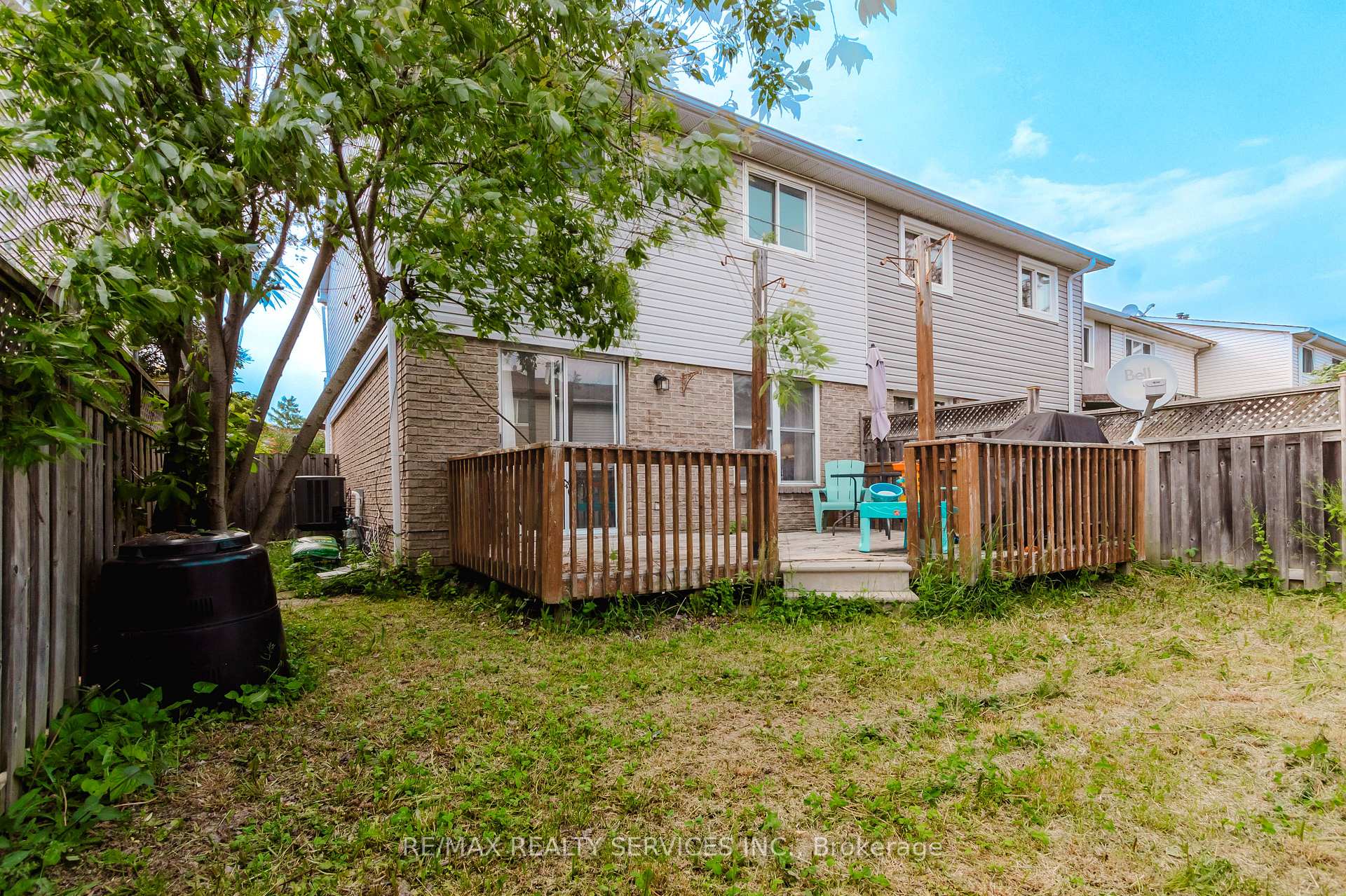 Photo 21 of 75 Royal Salisbury Way, Brampton, Madoc — HOMEH