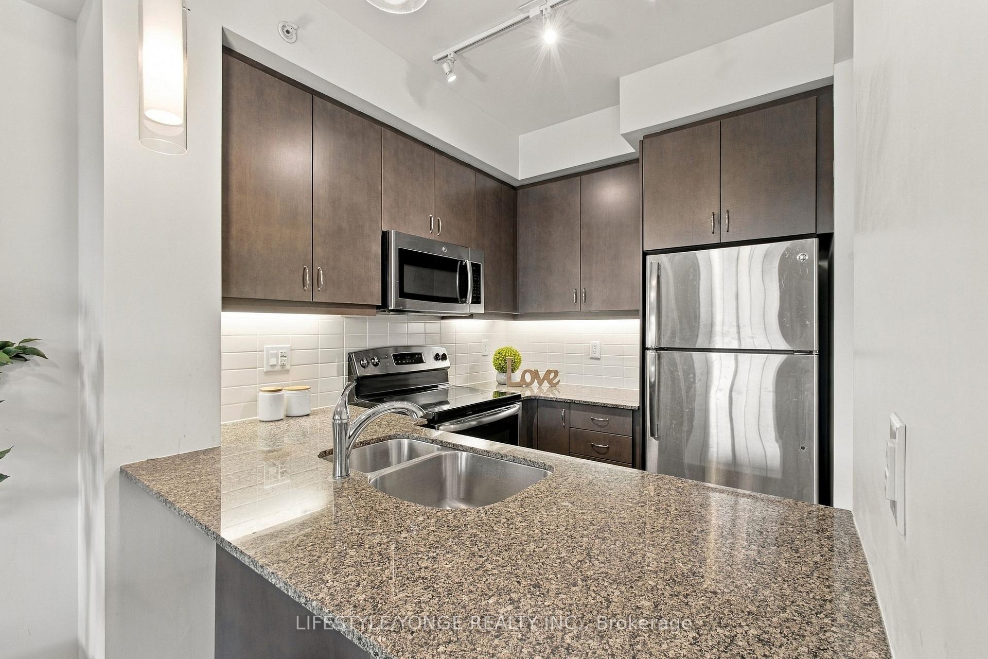 Photo 12 of Unit 231, 2300 Upper Middle Road W, Oakville, Glen Abbey — HOMEH