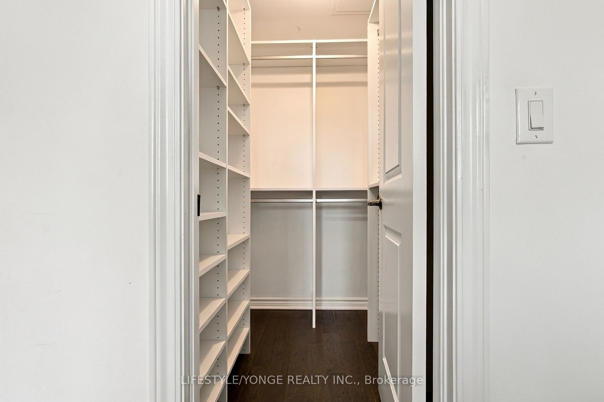 Photo 17 of Unit 231, 2300 Upper Middle Road W, Oakville, Glen Abbey — HOMEH
