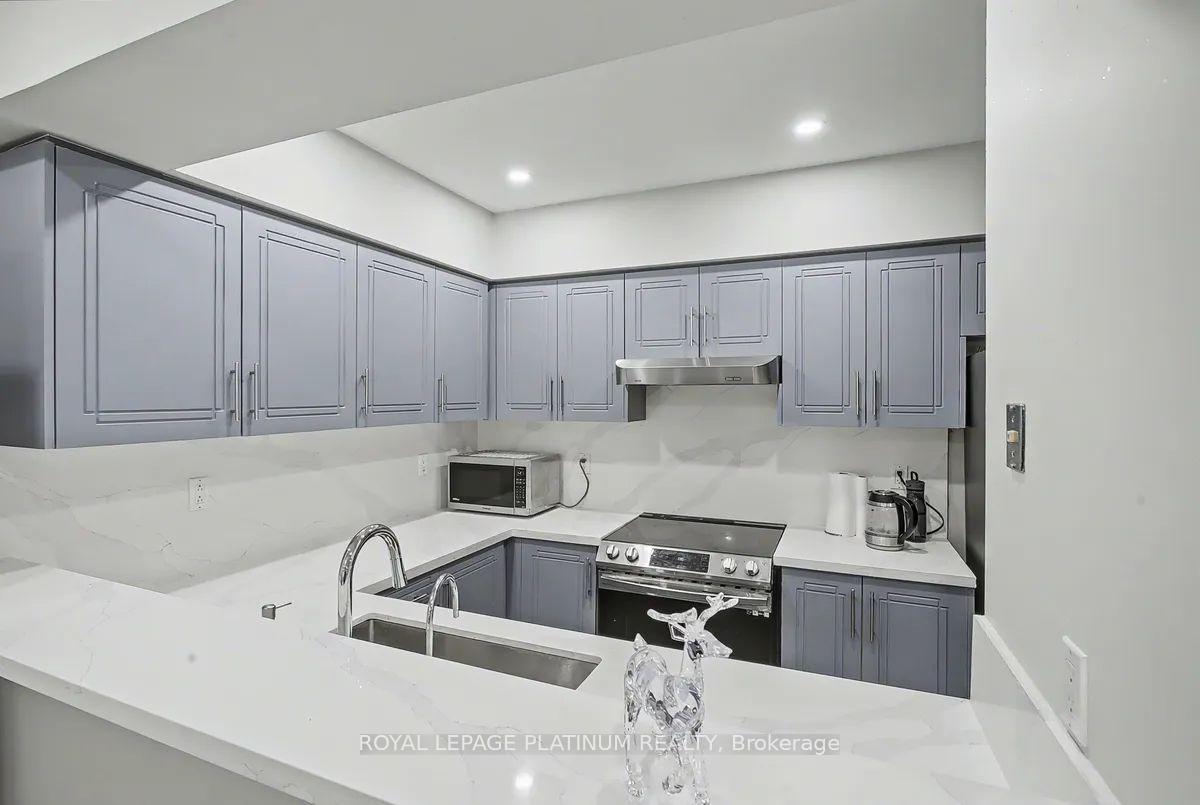 Photo 8 of Unit 297, 60 Barondale Drive, Mississauga, Hurontario — HOMEH
