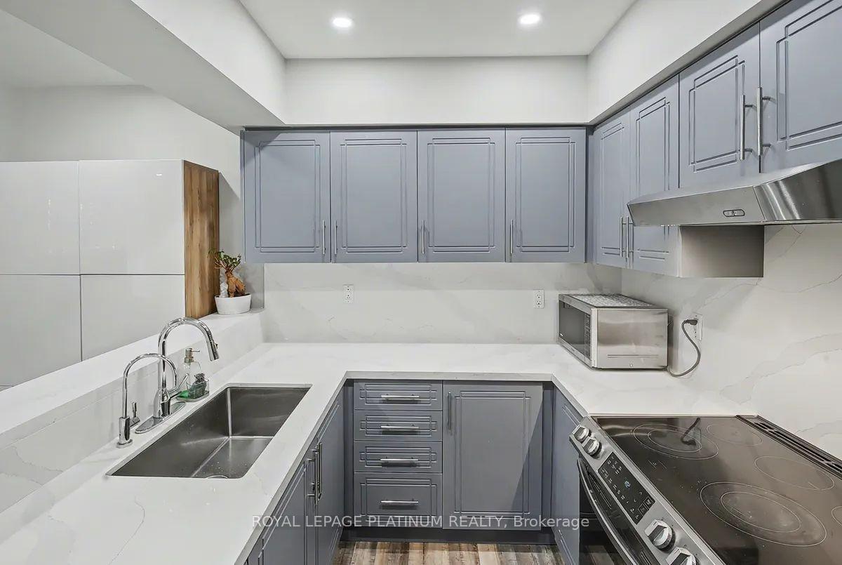 Photo 9 of Unit 297, 60 Barondale Drive, Mississauga, Hurontario — HOMEH