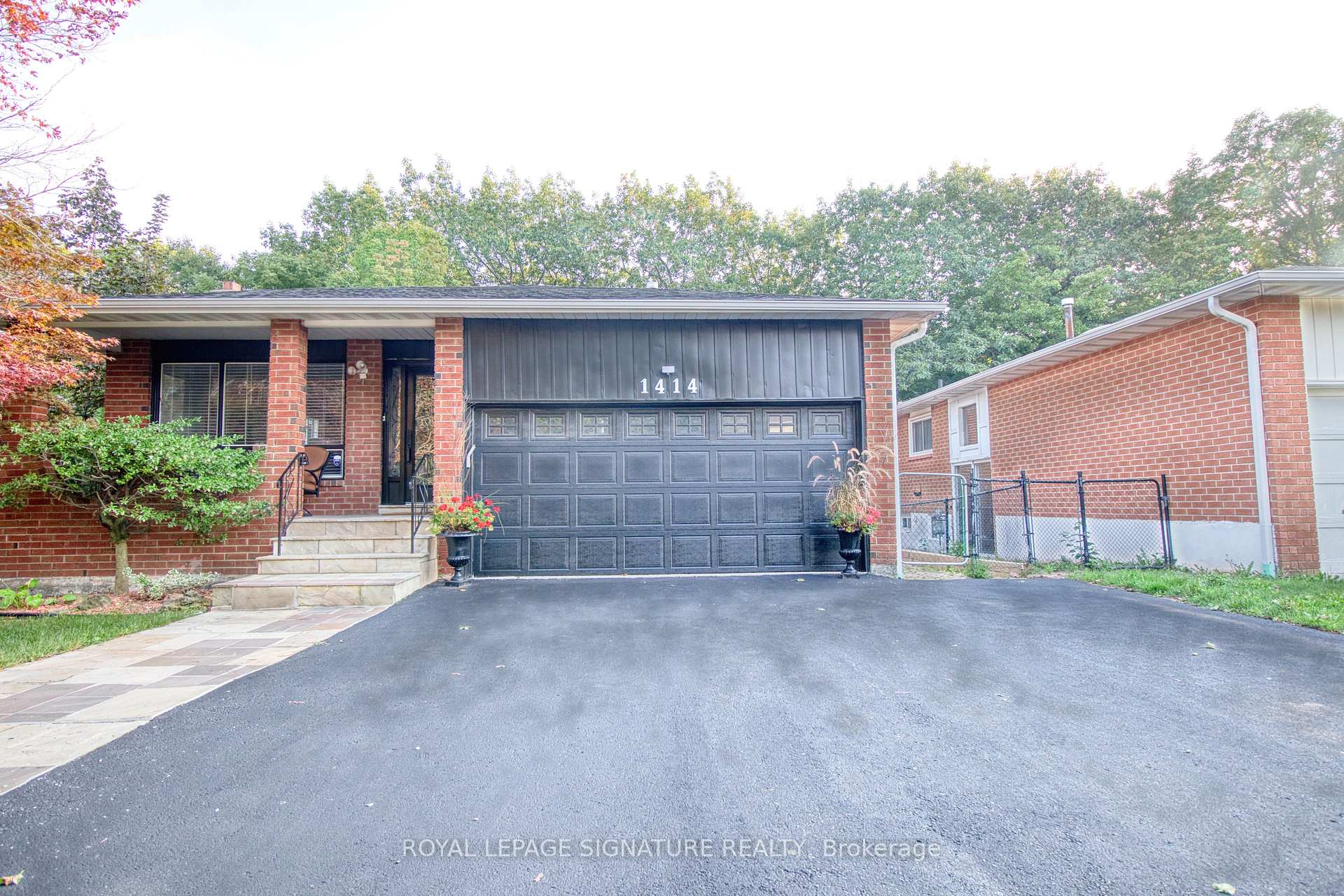 Photo of 1414 Harmsworth Square