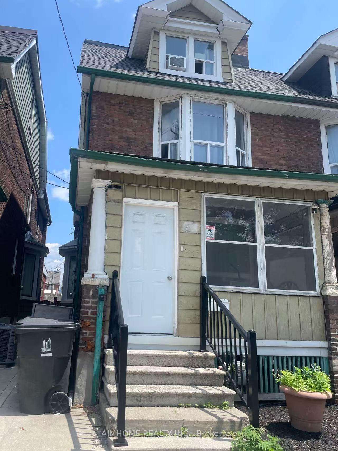 Photo 1 of 625 Bathurst Street, Toronto, University — HOMEH