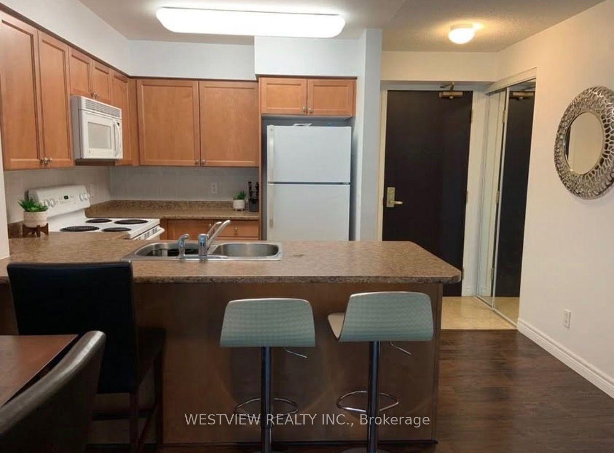 Photo 3 of Unit 2009, 30 Grand Trunk Crescent, Toronto, Waterfront Communities — HOMEH