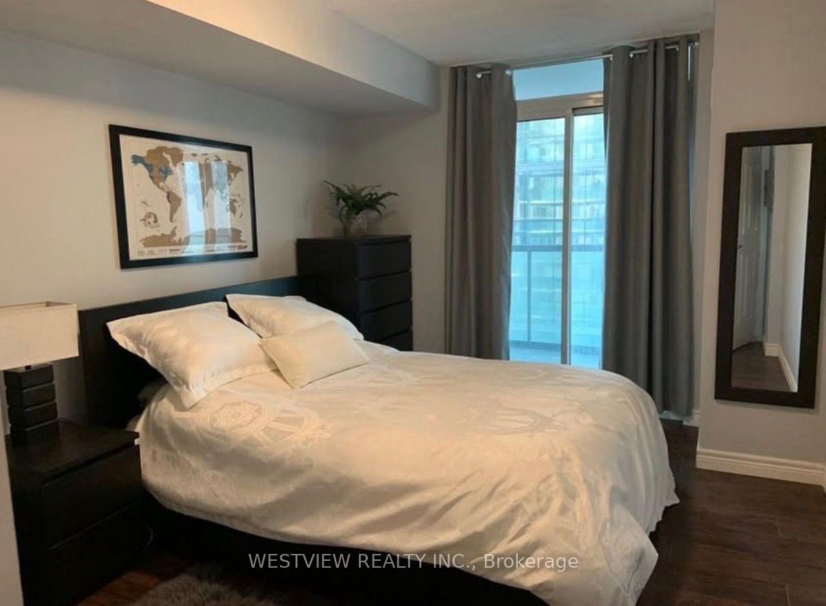 Photo 6 of Unit 2009, 30 Grand Trunk Crescent, Toronto, Waterfront Communities — HOMEH