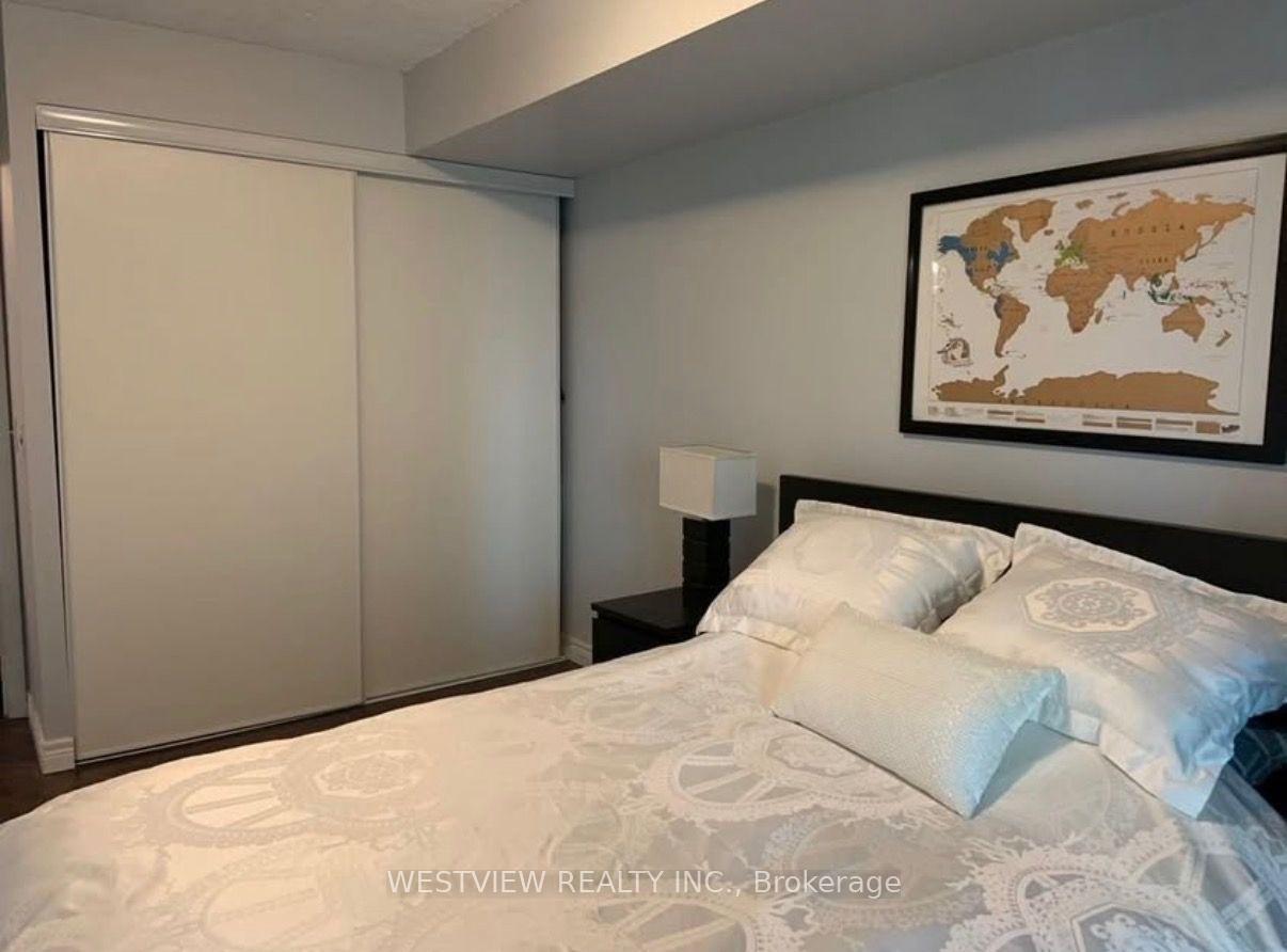 Photo 7 of Unit 2009, 30 Grand Trunk Crescent, Toronto, Waterfront Communities — HOMEH