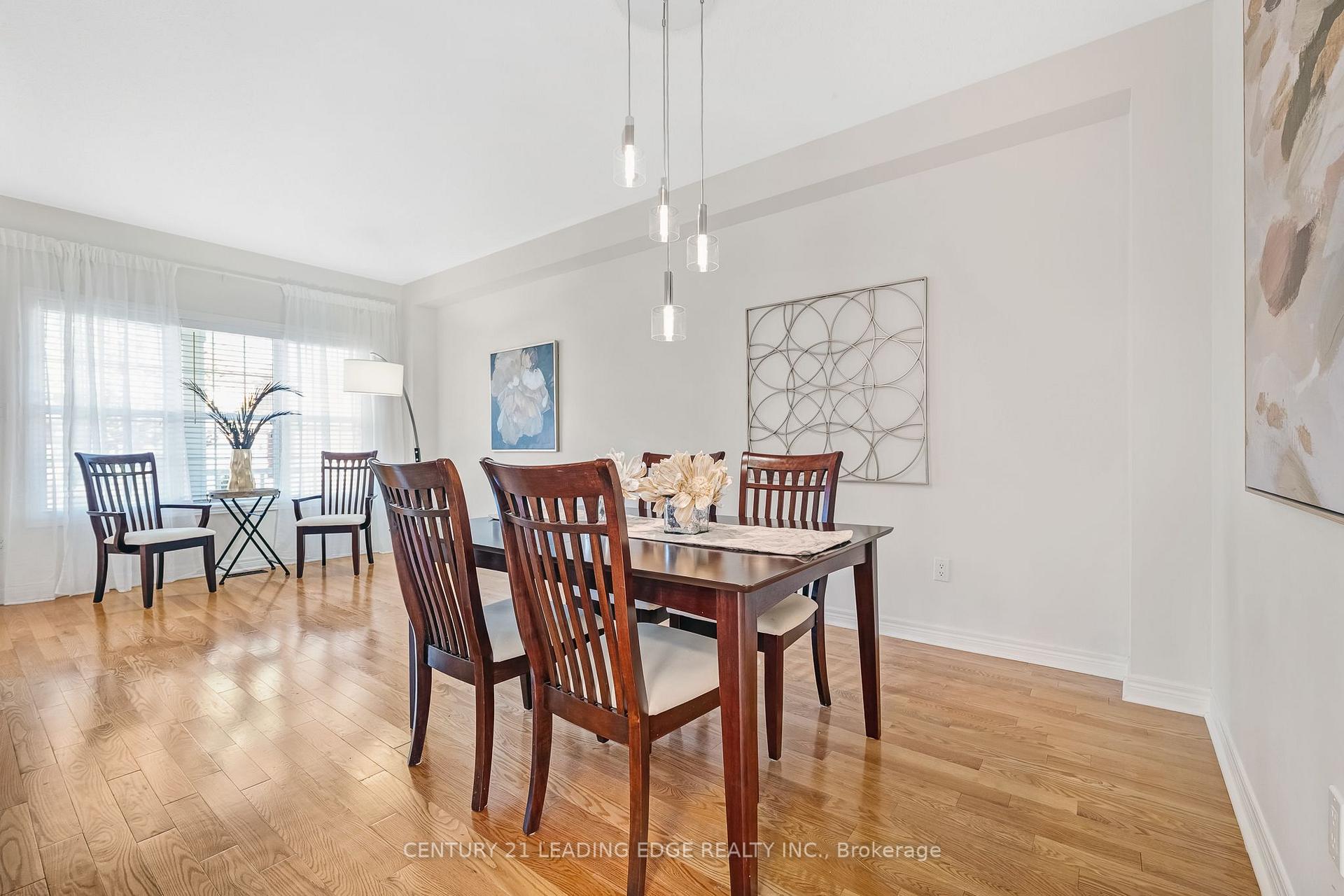 Photo 12 of 63 Billingham Heights, Aurora, Bayview Wellington — HOMEH