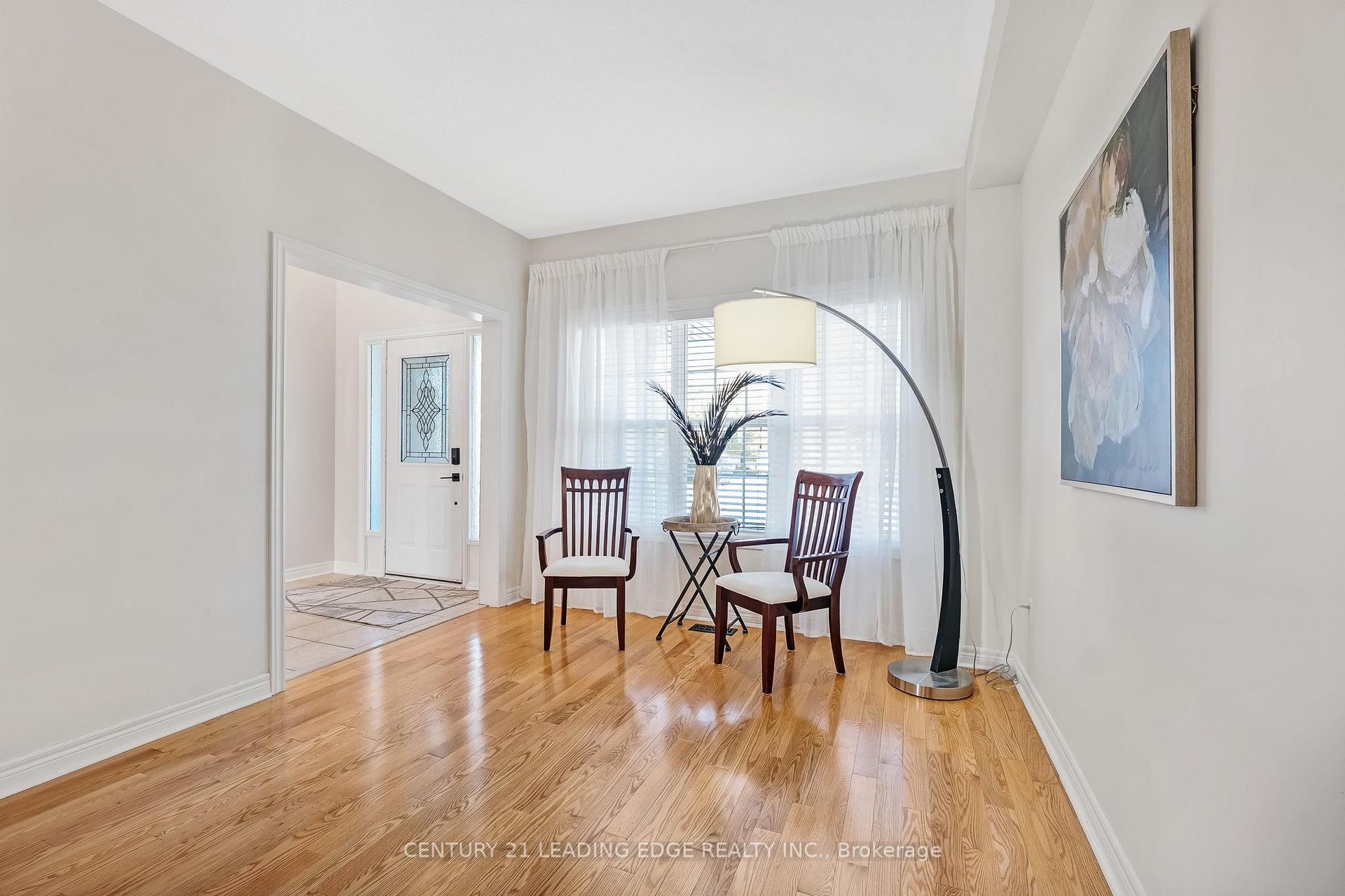 Photo 13 of 63 Billingham Heights, Aurora, Bayview Wellington — HOMEH