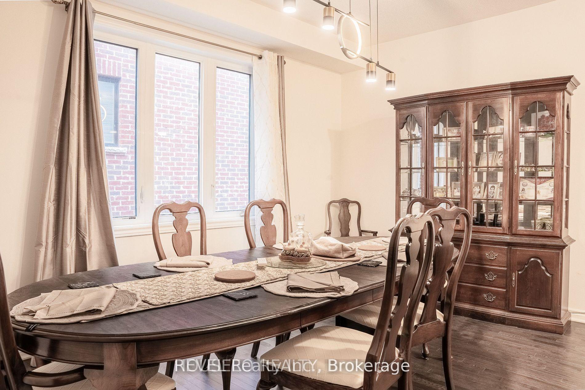 Photo 11 of 58 Oriole Crescent, Port Colborne, Main Street — HOMEH