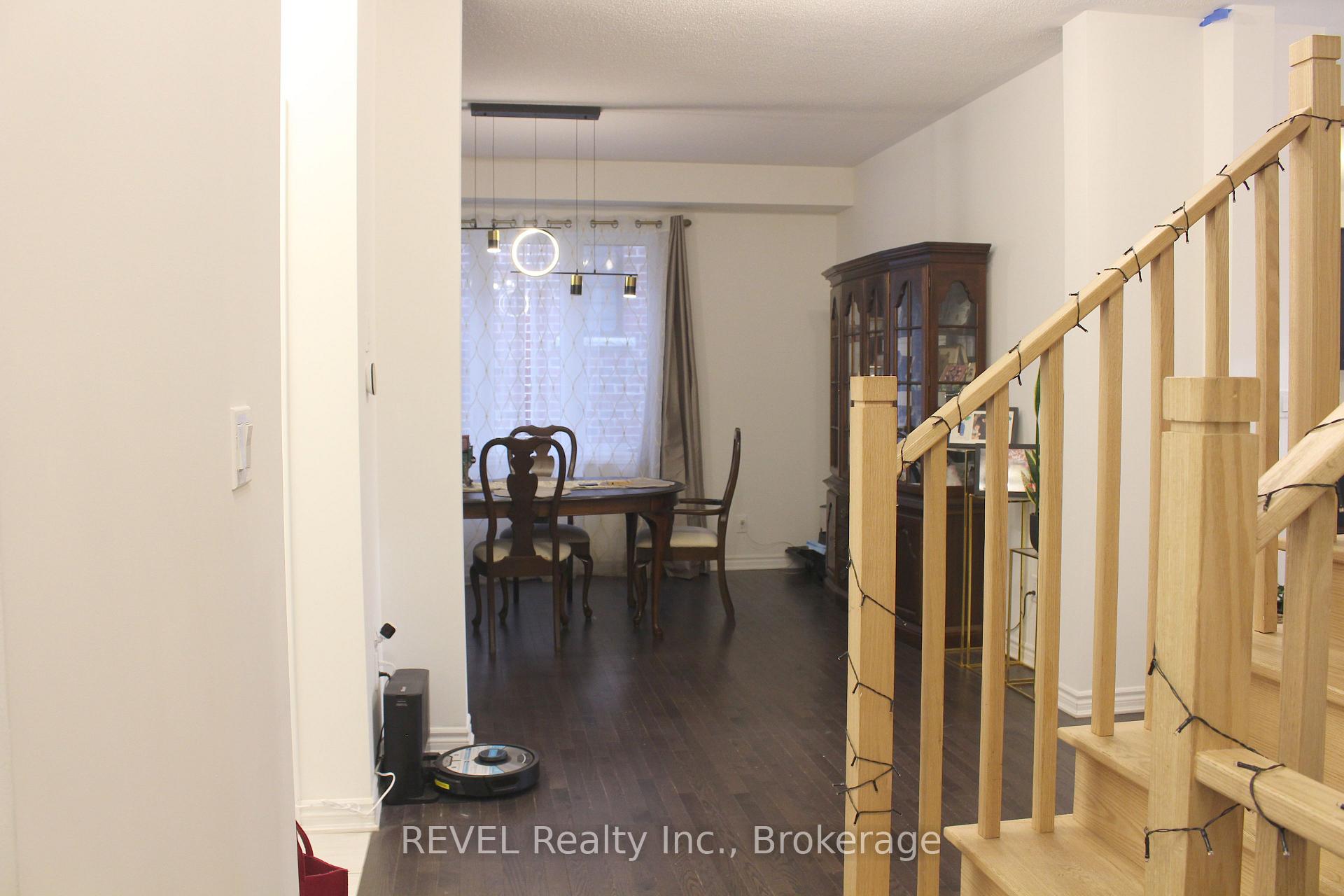 Photo 12 of 58 Oriole Crescent, Port Colborne, Main Street — HOMEH