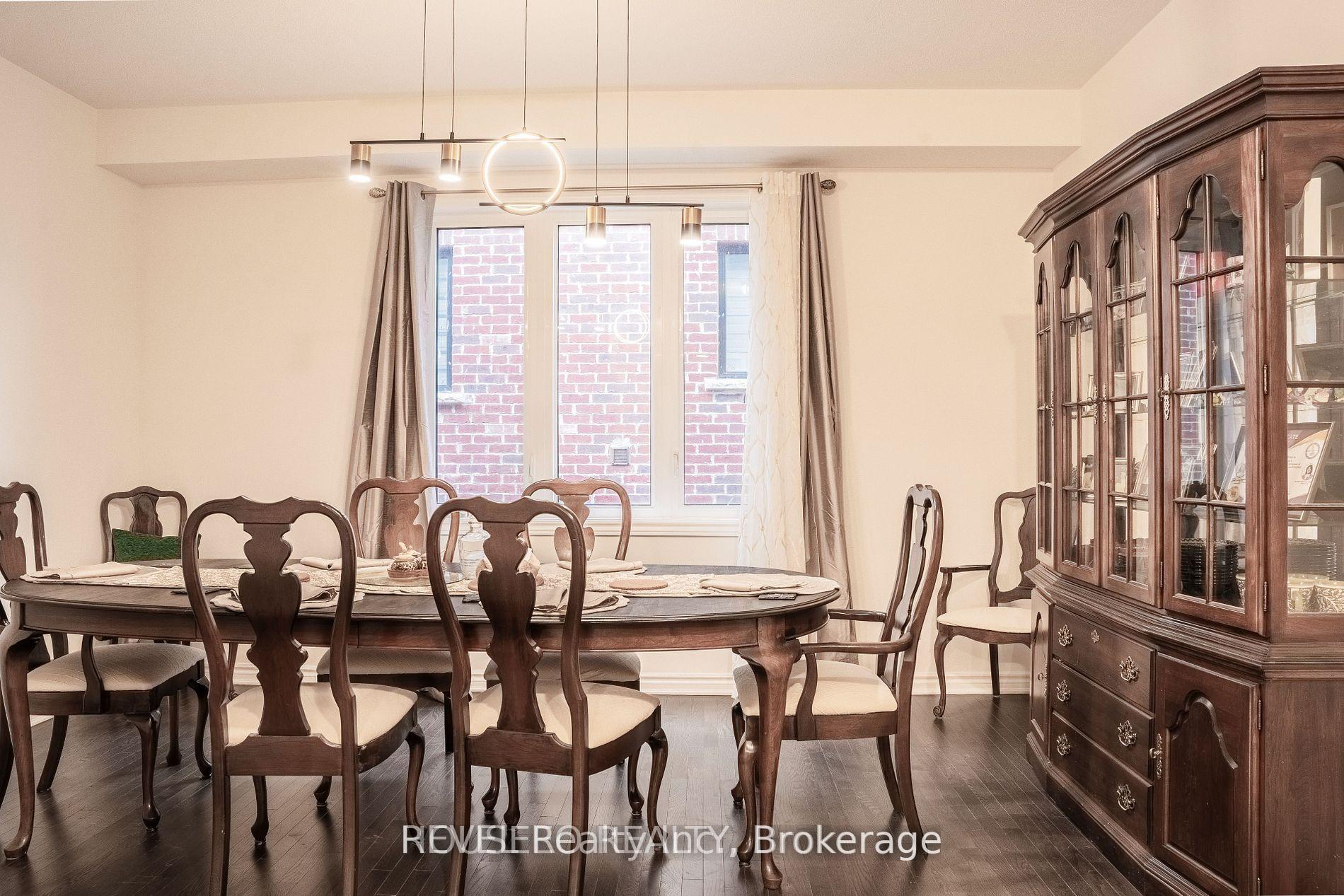 Photo 13 of 58 Oriole Crescent, Port Colborne, Main Street — HOMEH