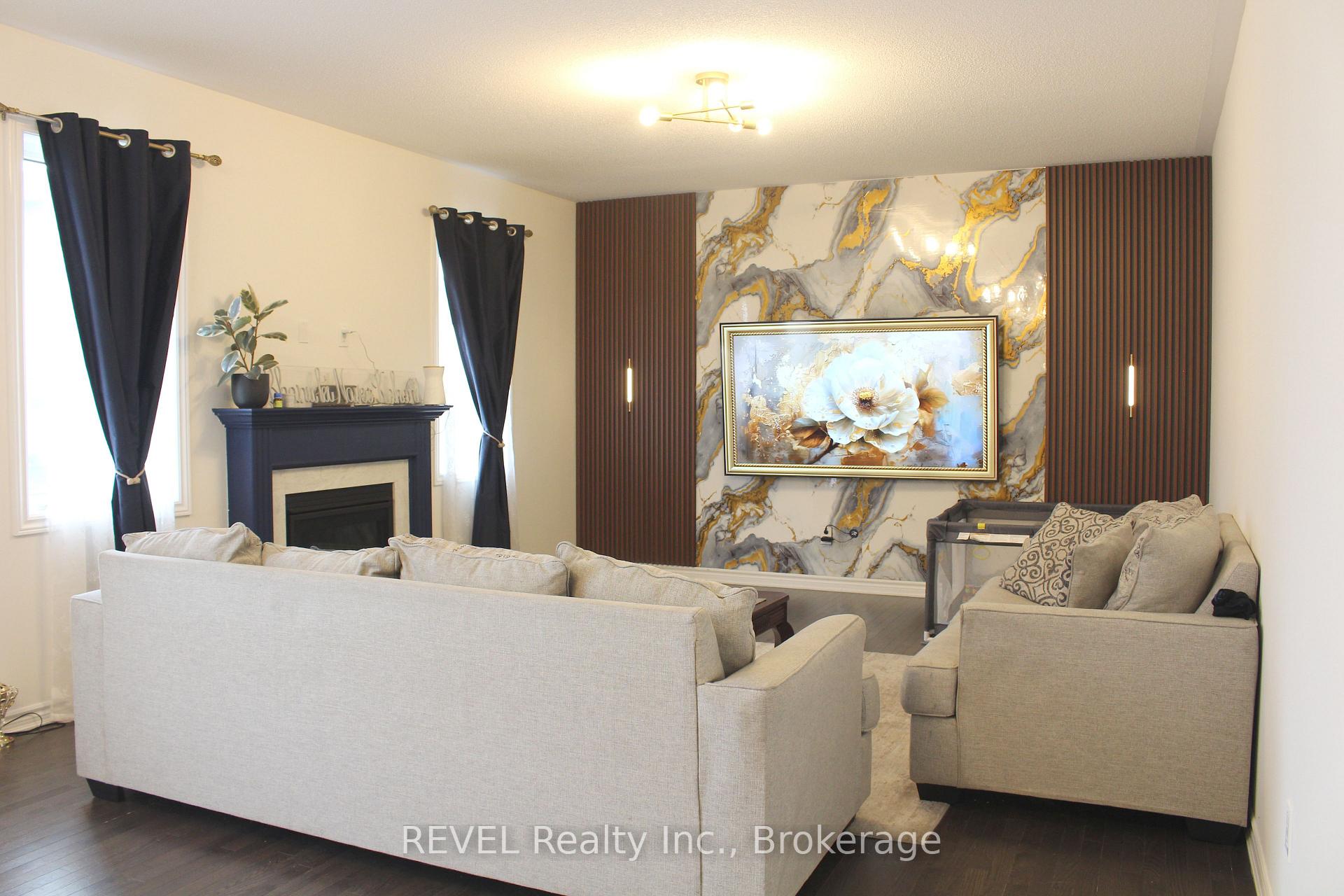 Photo 16 of 58 Oriole Crescent, Port Colborne, Main Street — HOMEH