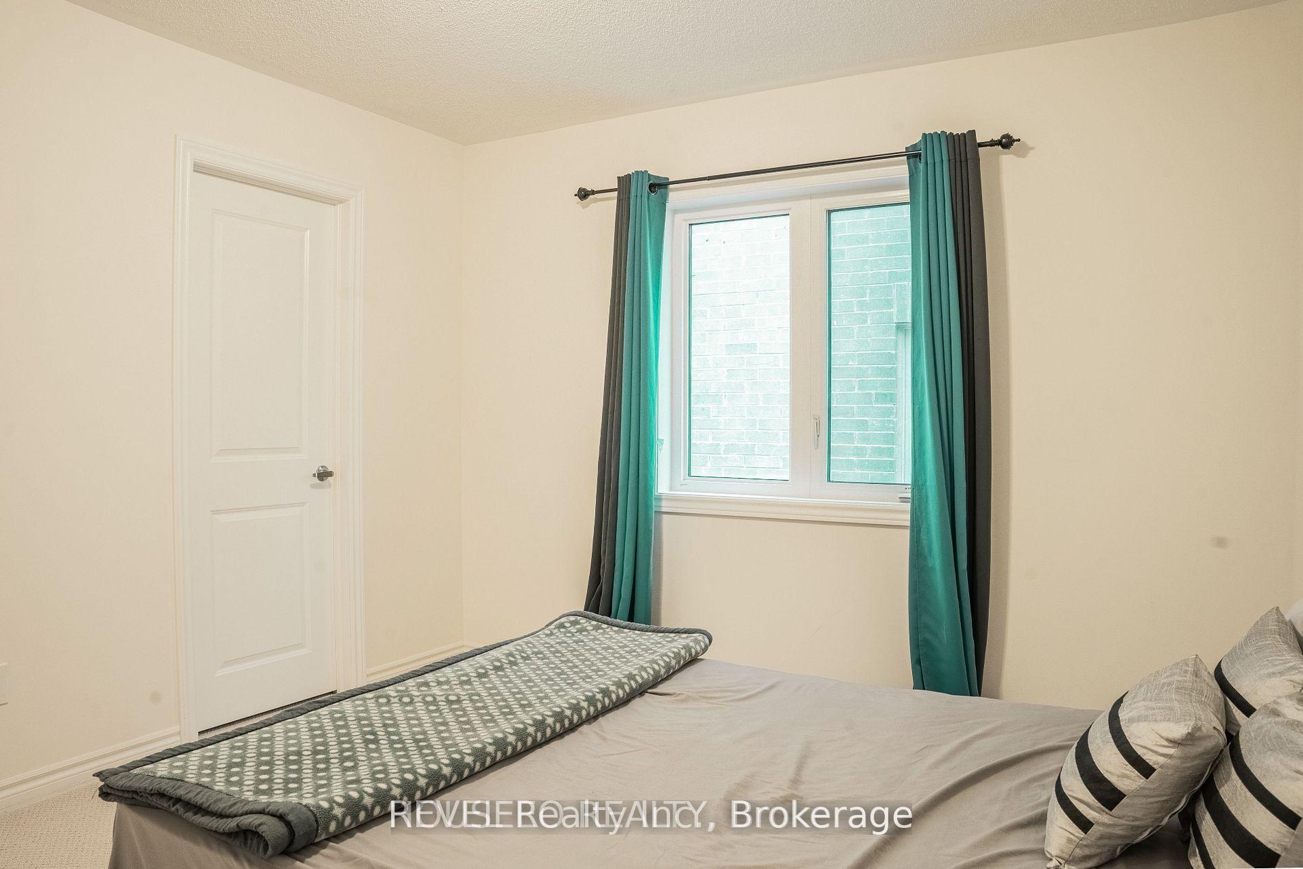 Photo 30 of 58 Oriole Crescent, Port Colborne, Main Street — HOMEH