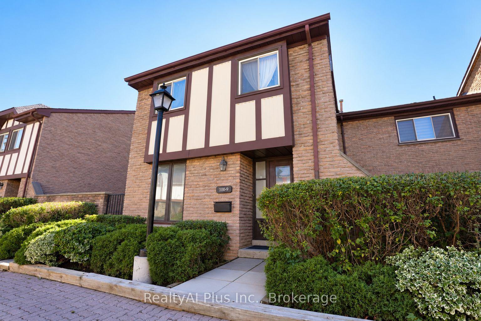 Photo 2 of Unit 9, 100 Burrows Hall Boulevard, Scarborough, Malvern — HOMEH
