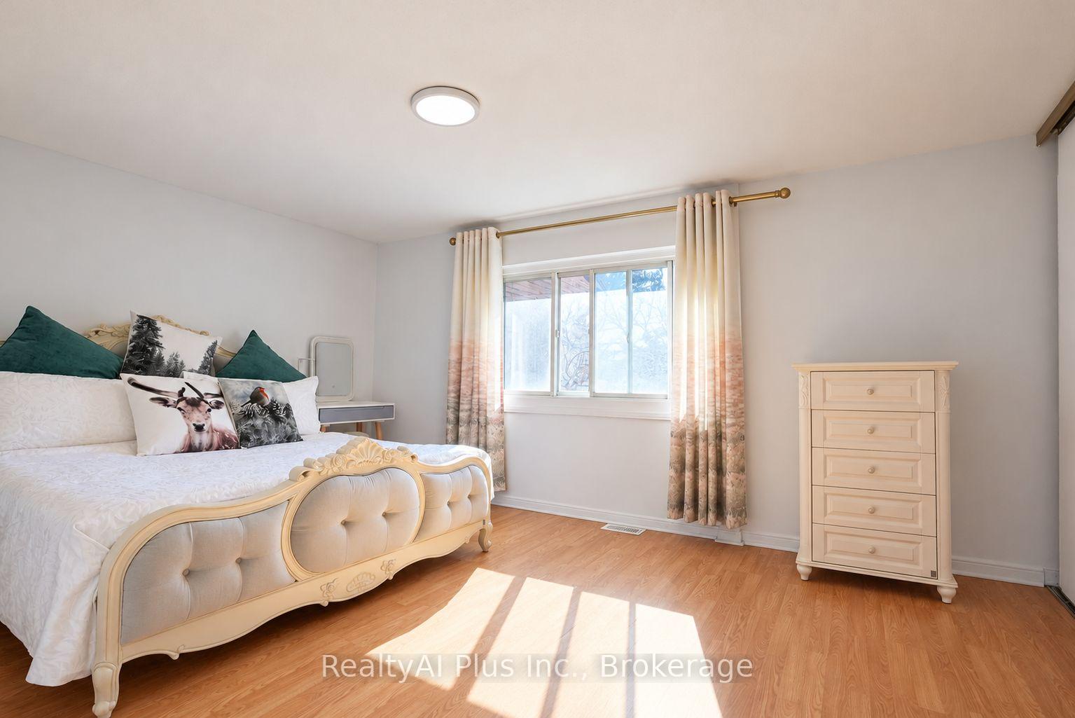 Photo 17 of Unit 9, 100 Burrows Hall Boulevard, Scarborough, Malvern — HOMEH