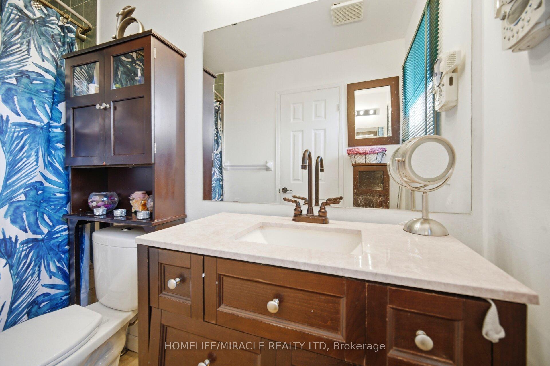 Photo 29 of 45 Ridgefield Court, Brampton, Vales of Castlemore — HOMEH