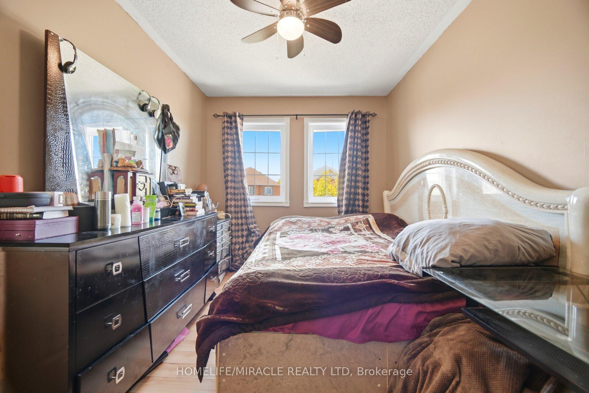 Photo 30 of 45 Ridgefield Court, Brampton, Vales of Castlemore — HOMEH