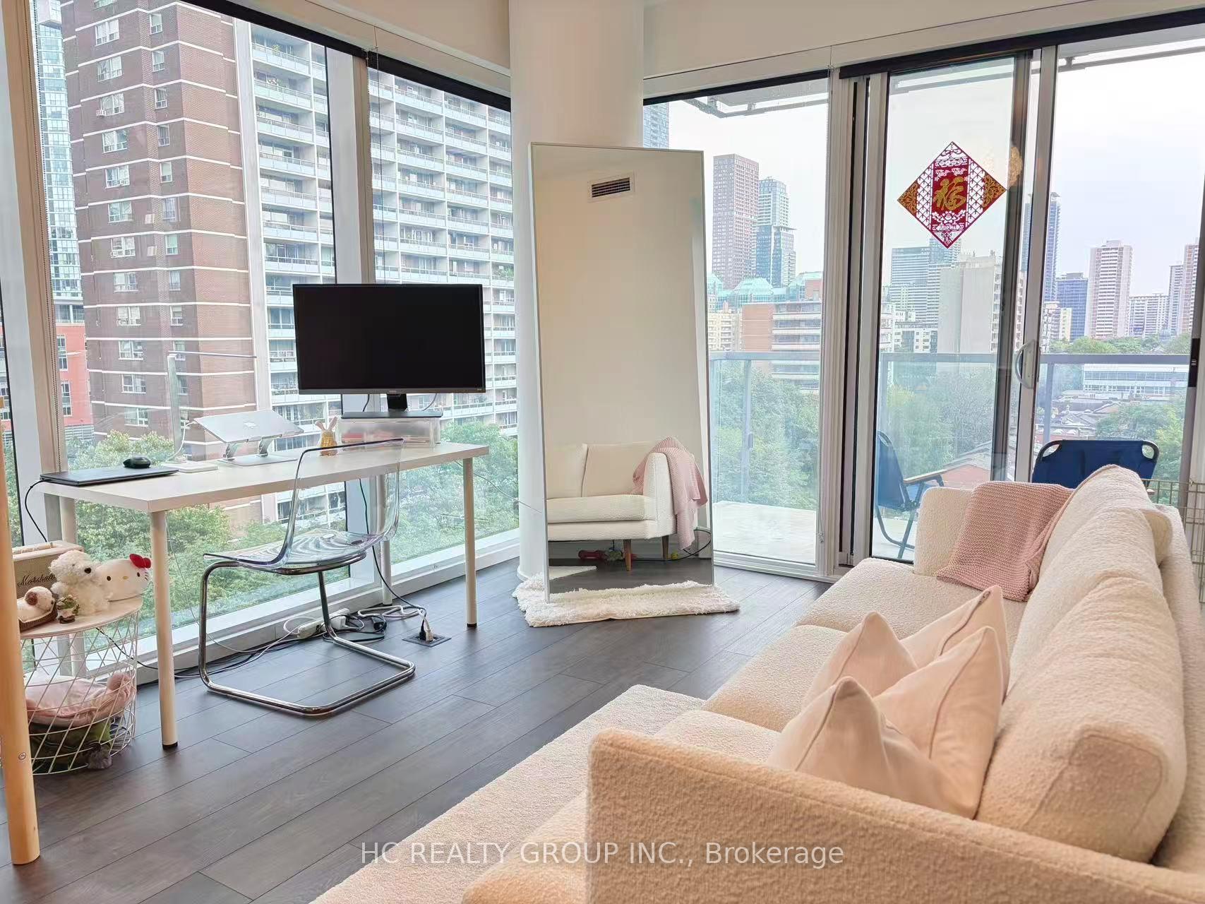 Photo 3 of Unit 802, 3 Gloucester Street, Toronto, Church-Yonge Corridor — HOMEH