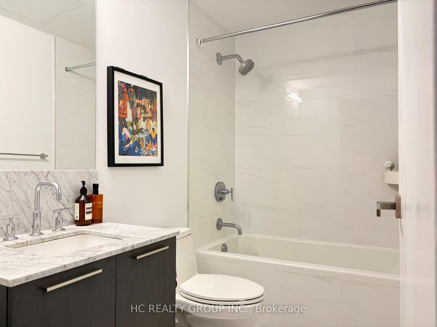 Photo 9 of Unit 802, 3 Gloucester Street, Toronto, Church-Yonge Corridor — HOMEH