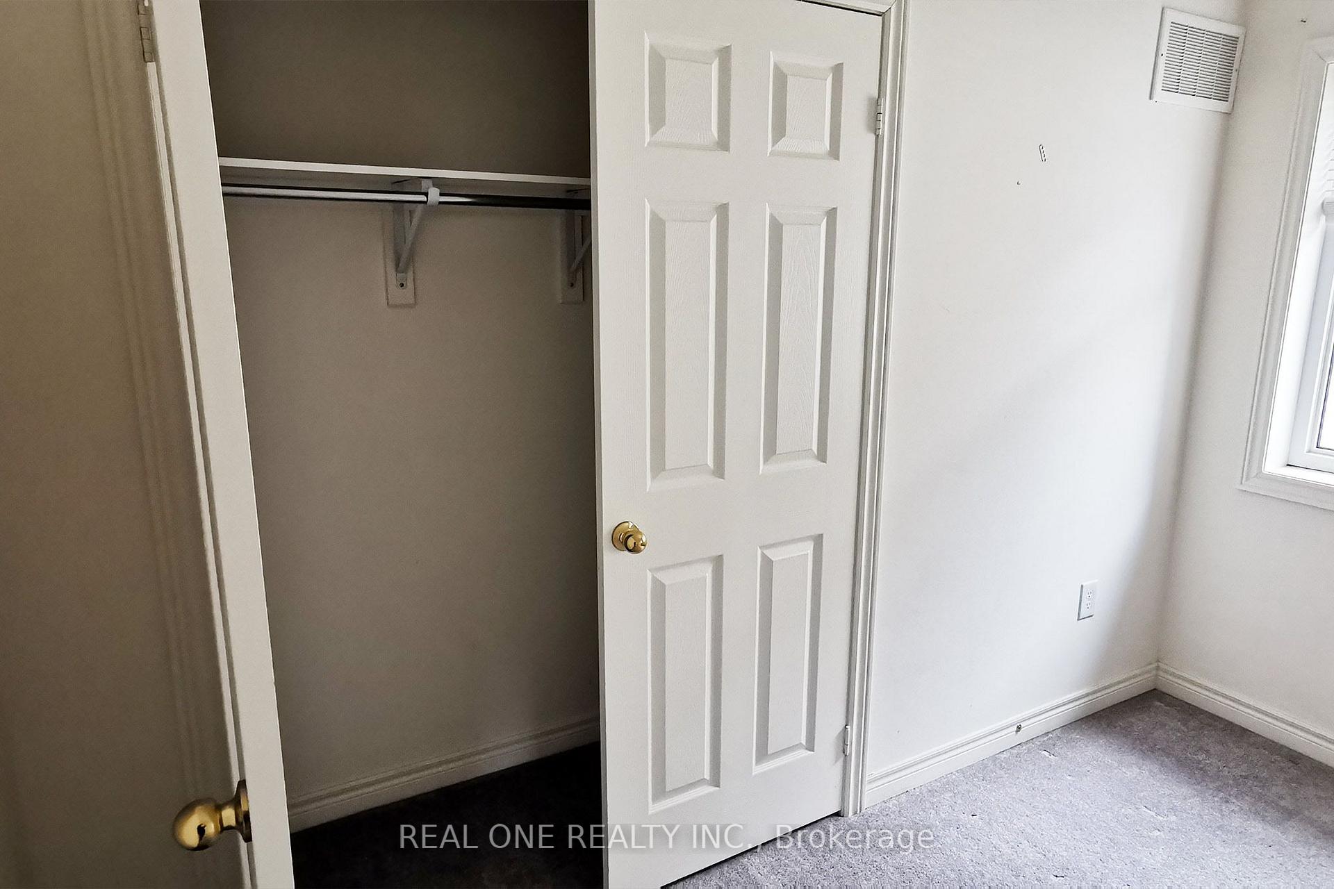 Photo 34 of 51 Kavanagh Avenue, East Gwillimbury, Sharon — HOMEH