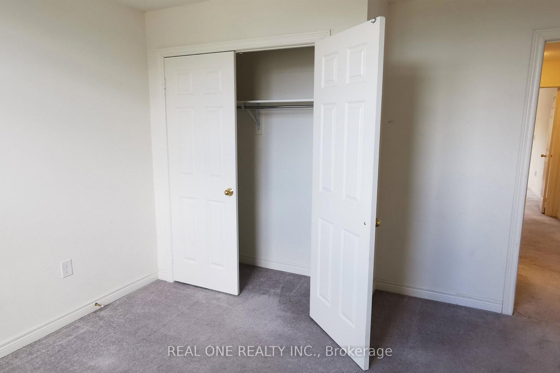 Photo 36 of 51 Kavanagh Avenue, East Gwillimbury, Sharon — HOMEH