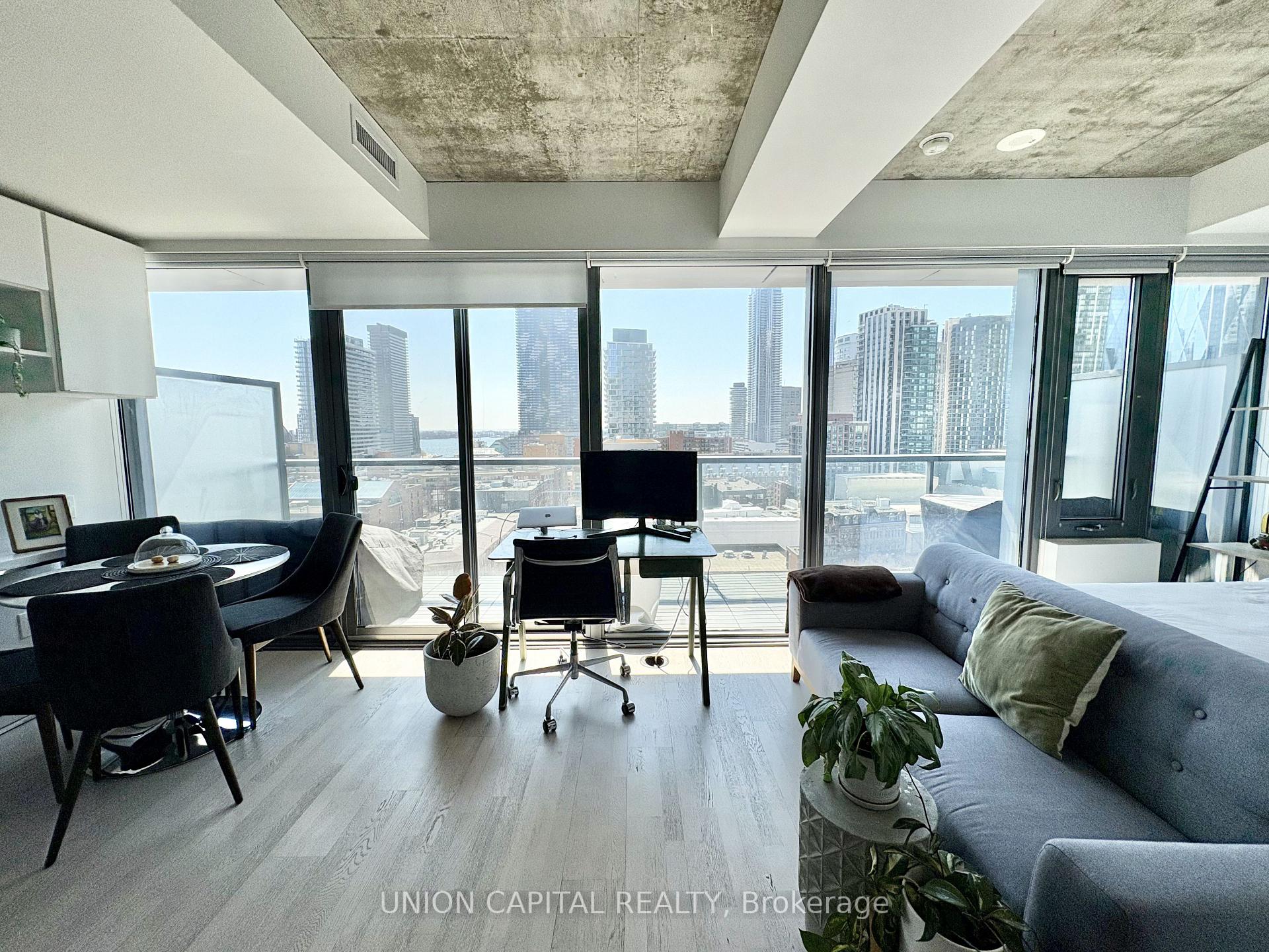Photo 6 of Unit 1404, 60 Colborne Street, Toronto, Church-Yonge Corridor — HOMEH