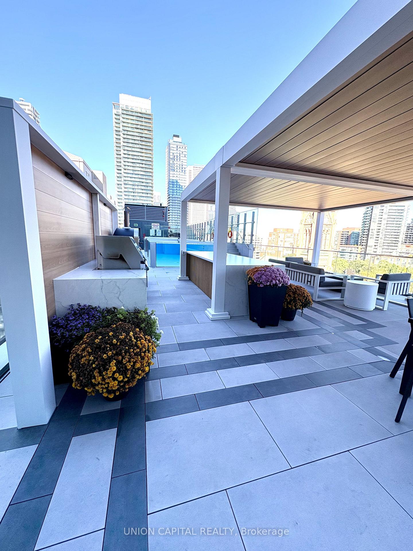 Photo 14 of Unit 1404, 60 Colborne Street, Toronto, Church-Yonge Corridor — HOMEH