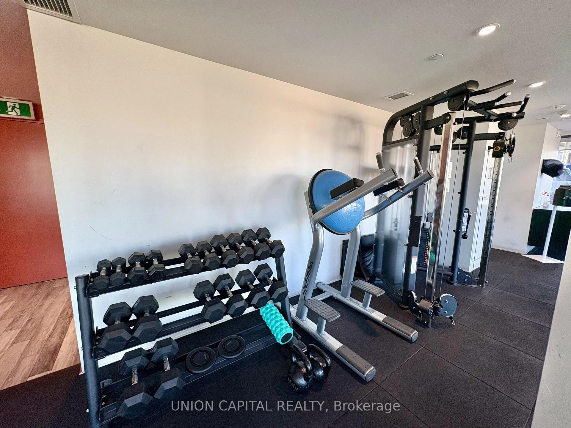 Photo 8 of Unit 1404, 60 Colborne Street, Toronto, Church-Yonge Corridor — HOMEH