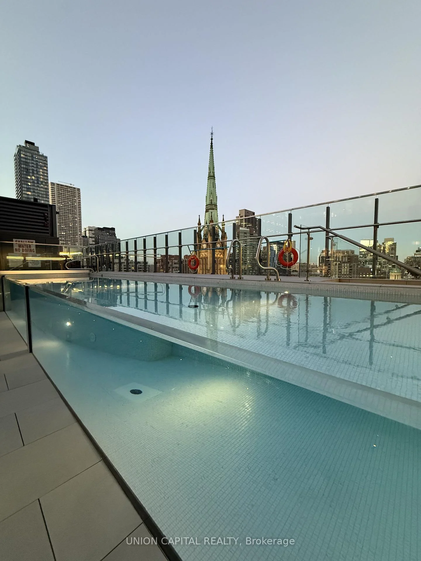 Photo 19 of Unit 1404, 60 Colborne Street, Toronto, Church-Yonge Corridor — HOMEH