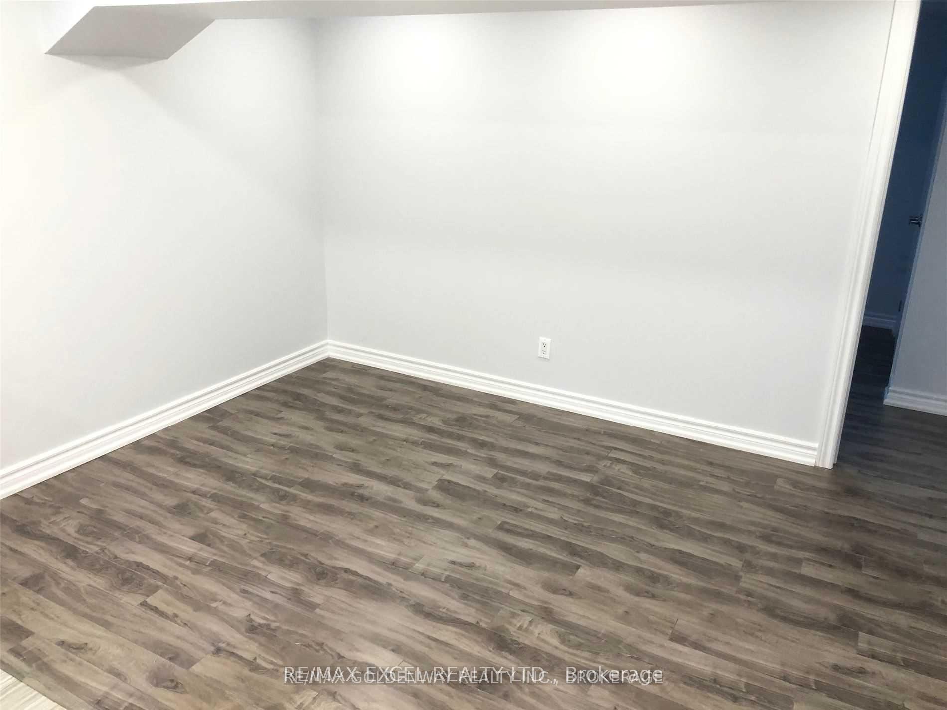 Photo 14 of Unit Bsmt, 30 Hazelnut Crescent, North York, Pleasant View — HOMEH