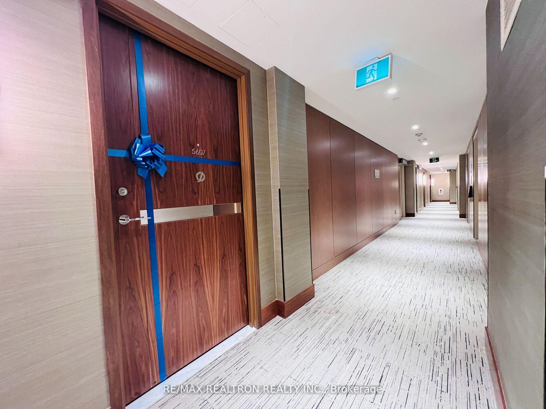 Photo 5 of Unit 5607, 1 Concord Cityplace Way, Toronto, Waterfront Communities — HOMEH